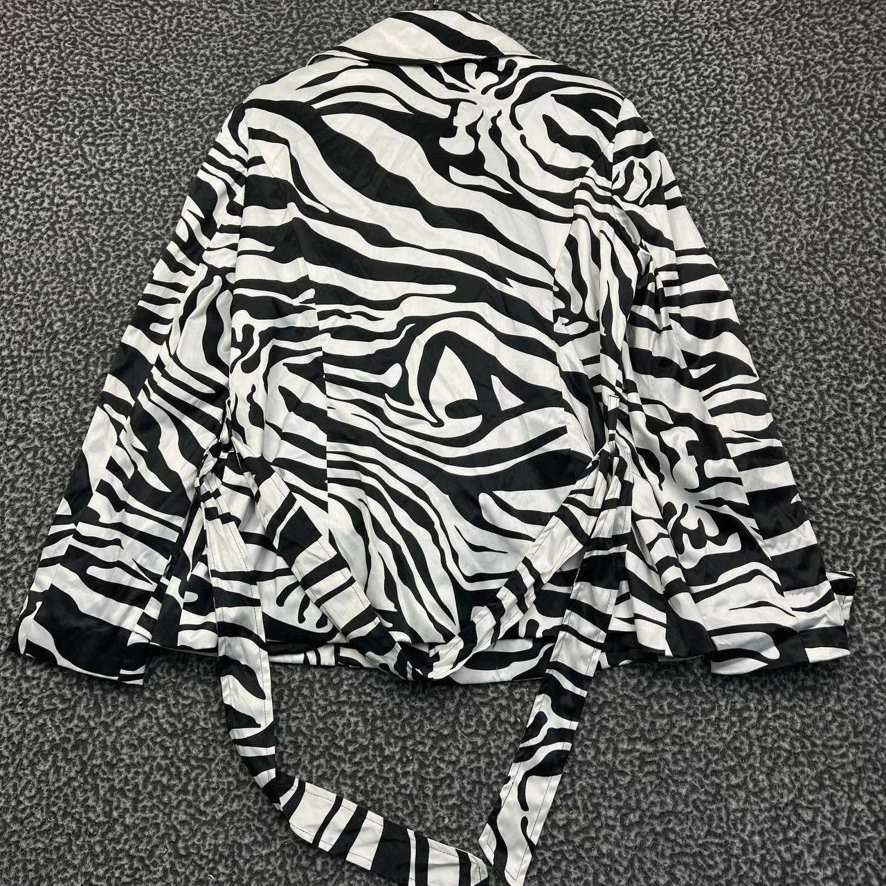 Other Elena Solano Coat Women Medium Zebra Print Belted Size M / US 6-8 / IT 42-44 - 2 Thumbnail