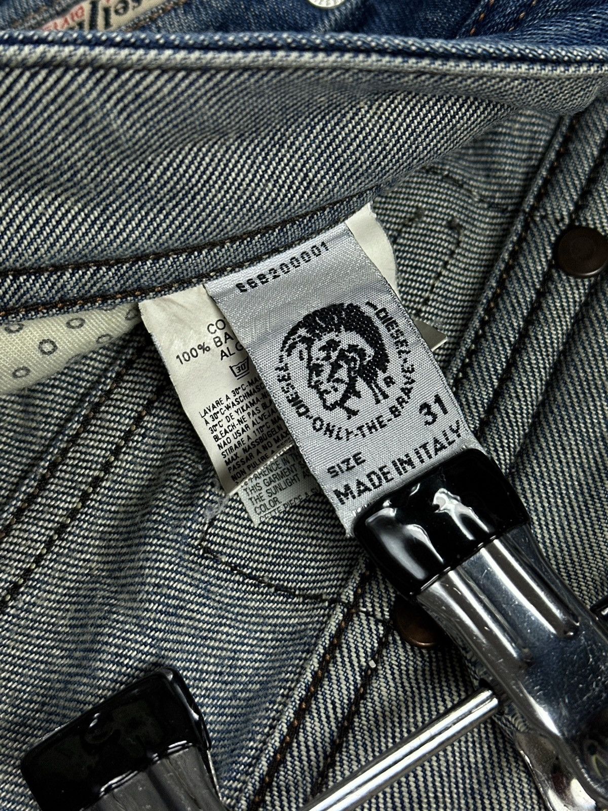 Diesel Vintage Y2K Diesel Distressed Denim Men’s Jeans Size W31 L34 Size US 31 - 19 Thumbnail
