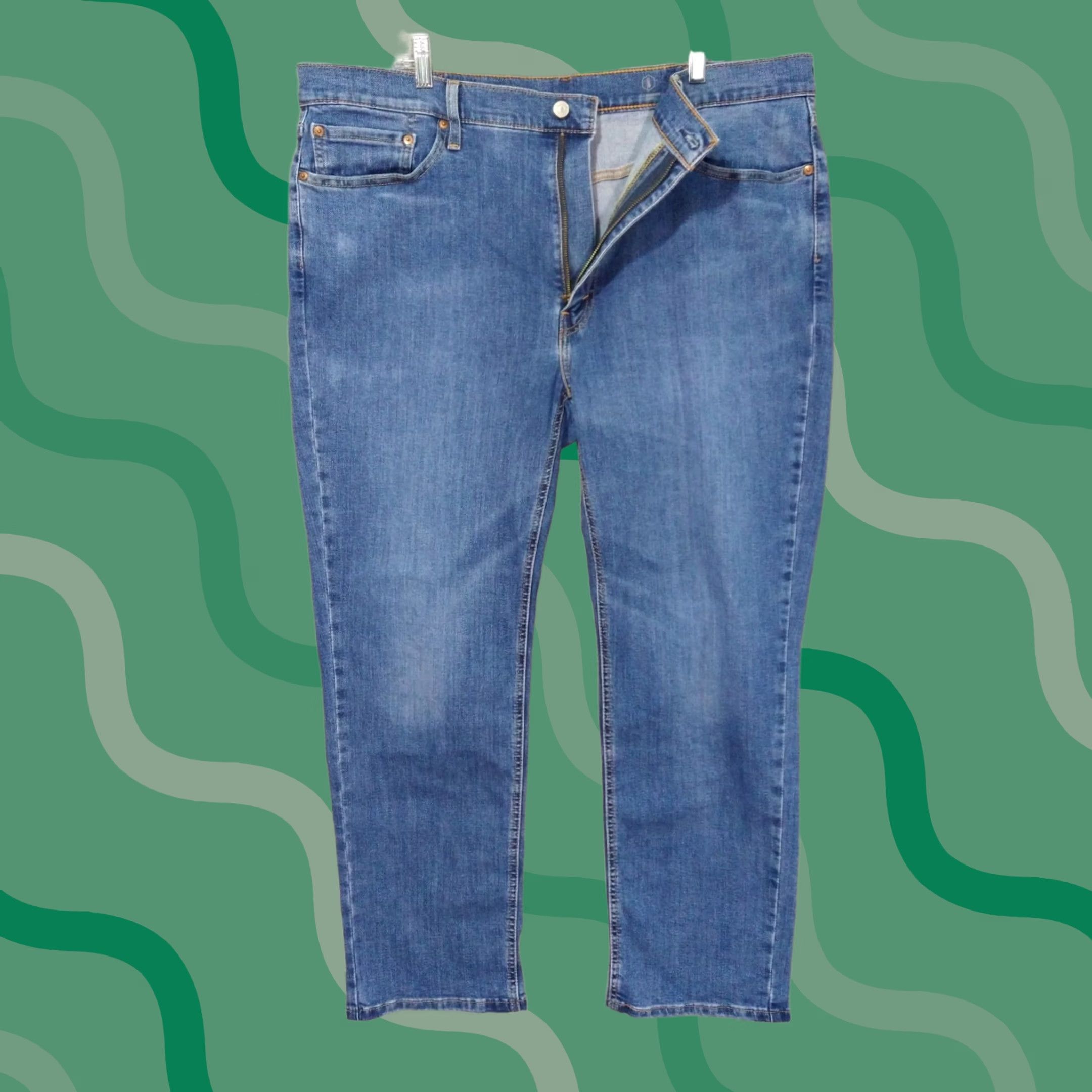 Levi's Levi's 541 Jeans Mens 40x32 Blue Denim Athletic Taper Stretch Medium Wash Jeans Mens Regular 40 Blue Denim 5-Pocket Size US 40 / EU 56 - 1 Thumbnail