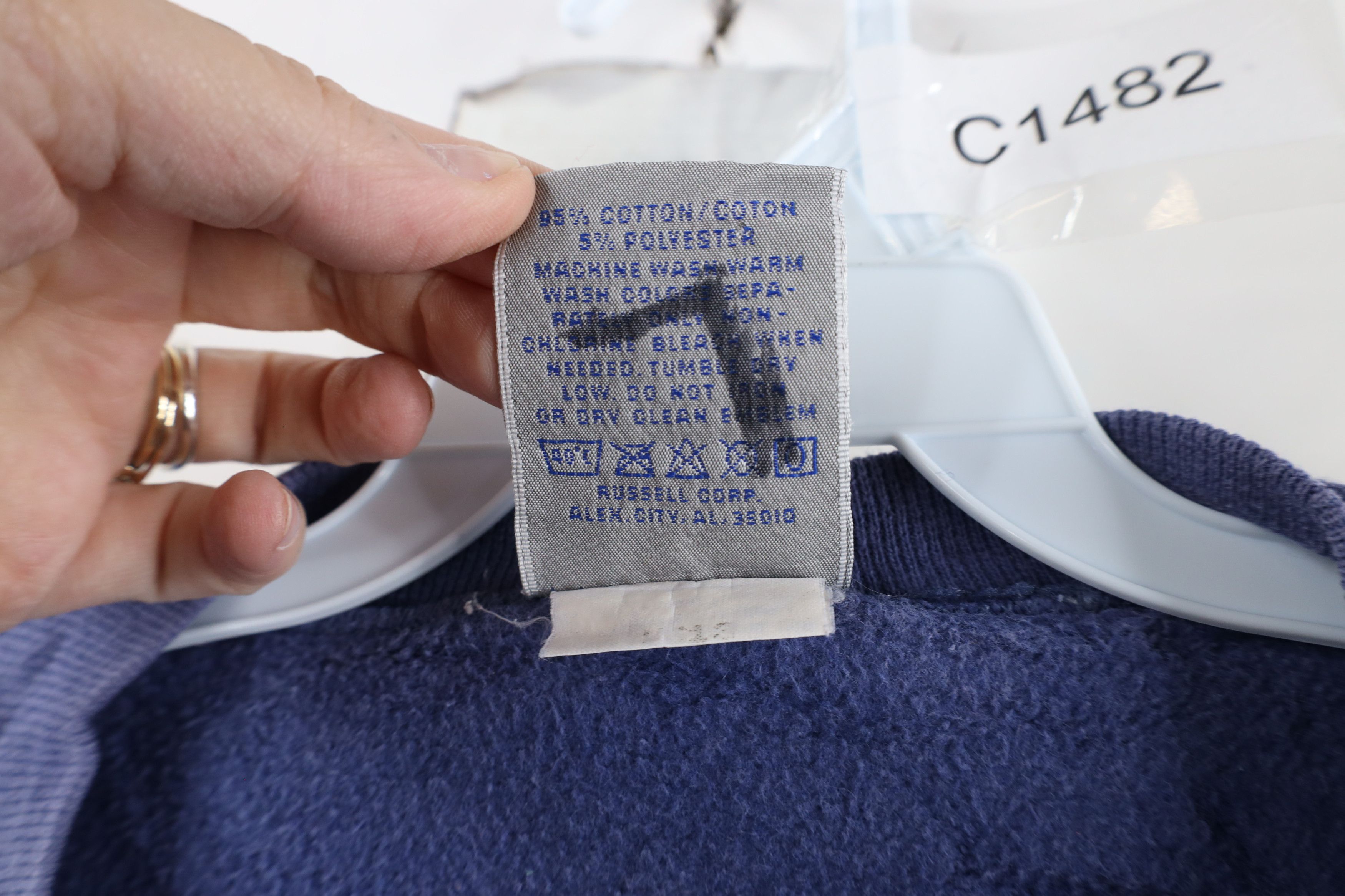 Russell Athletic × Vintage Vintage 90s Russell Athletic Blank Crewneck Sweatshirt USA Size US L / EU 52-54 / 3 - 5 Thumbnail