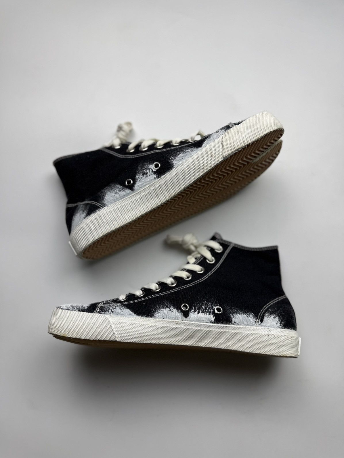 Maison Margiela Maison Margiela Tabi High Split Splatter Size US 7 / EU 40 - 3 Thumbnail