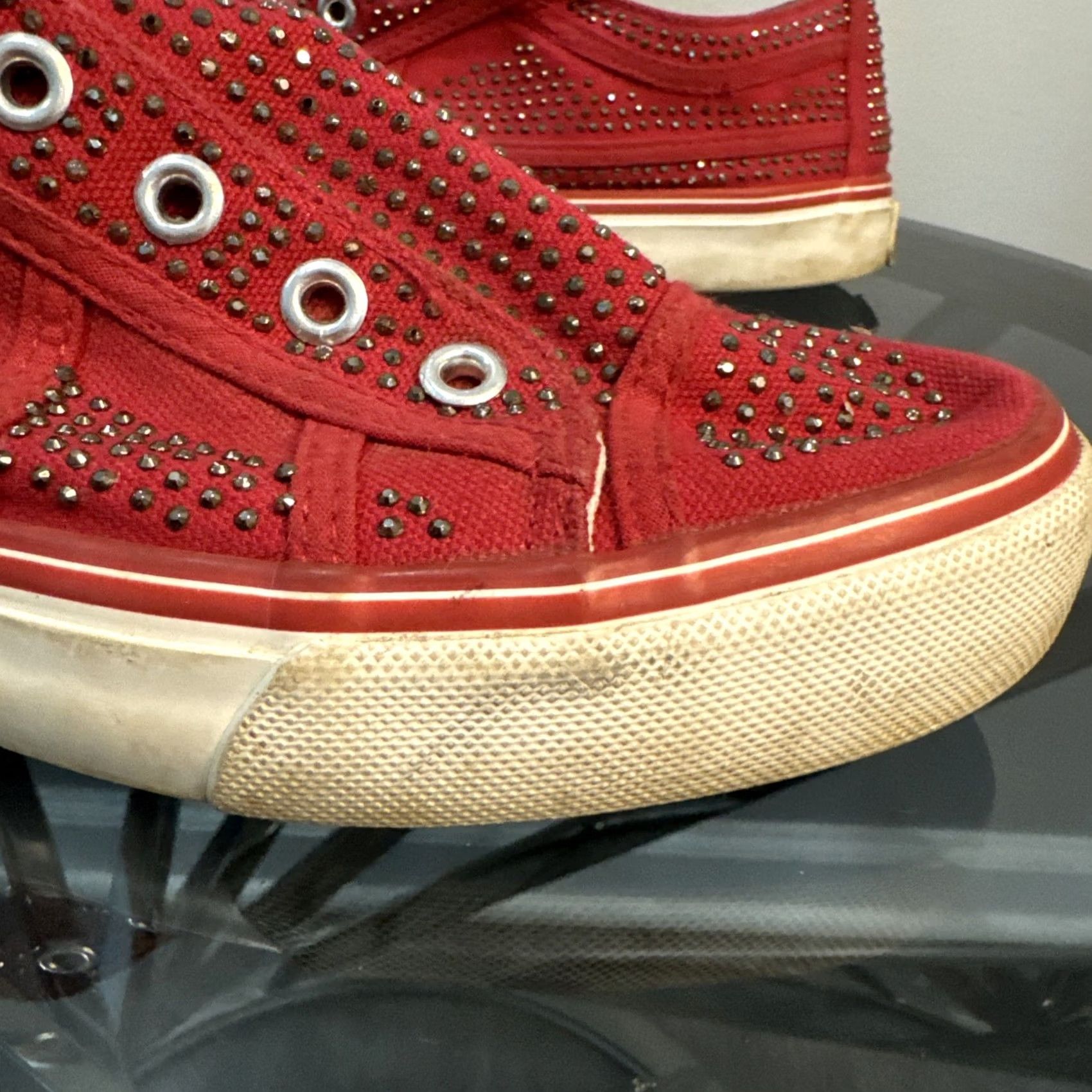 True Religion VINTAGE True Religion Sneakers Woman Red Size 8 Rhinestone-Studded Canvas Slip-On Shoes Women Sneaker 8 Red Womens Size US 8 / IT 38 - 2 Thumbnail