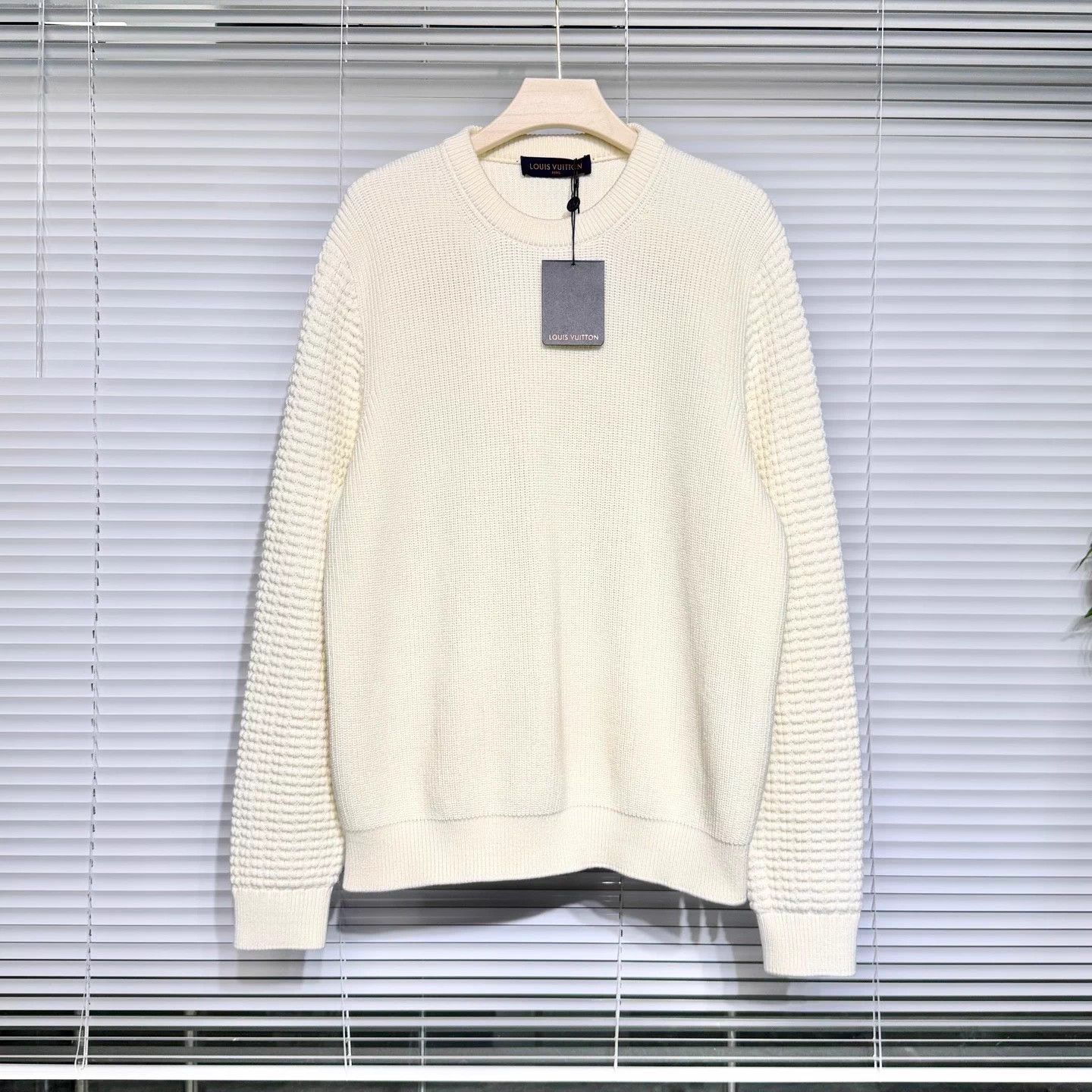 Louis Vuitton LV Embroidered Logo Waffle Ribbed Collar Sweater XXL Ivory Size US XXL / EU 58 / 5 - 2 Thumbnail