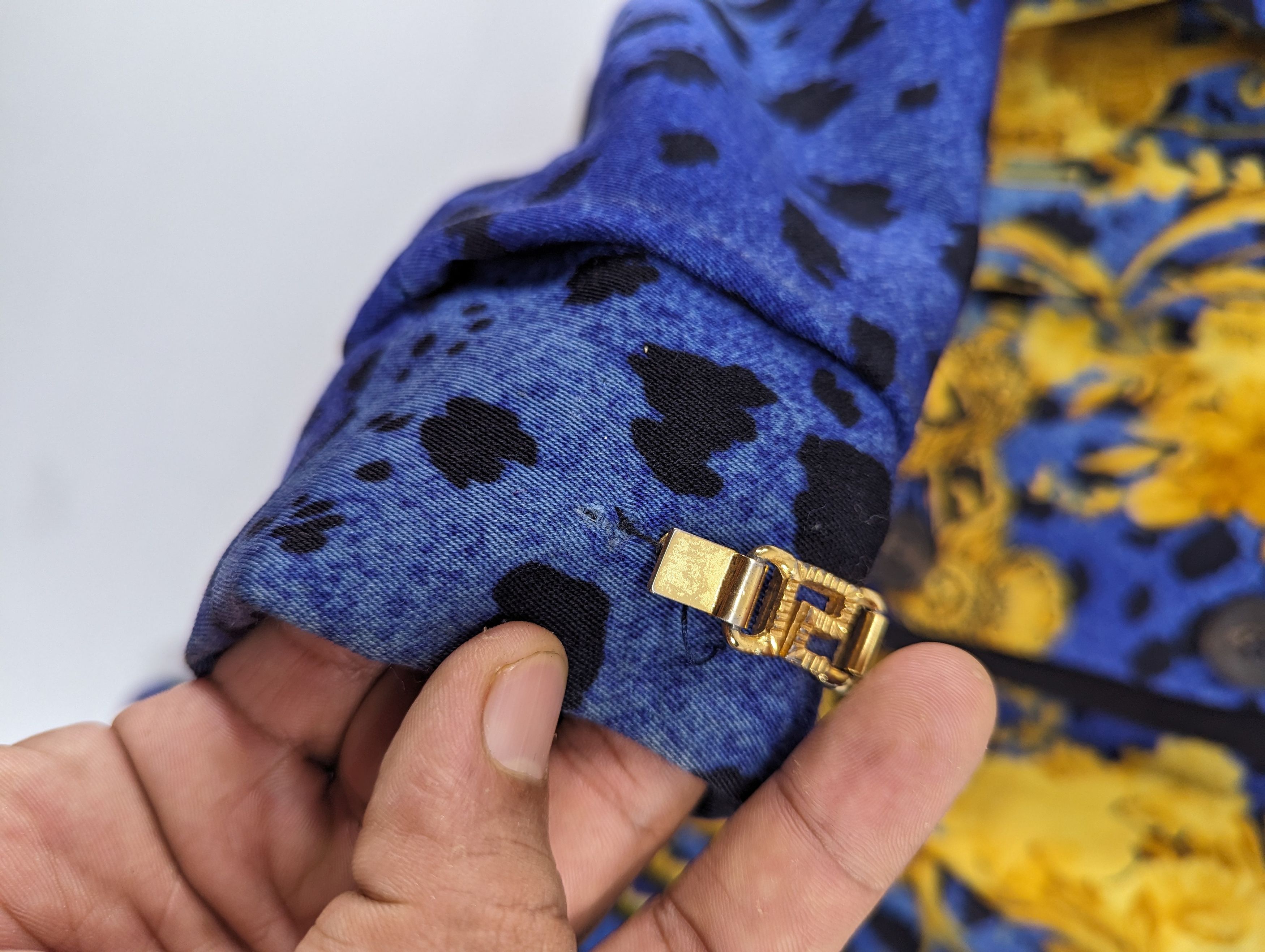 Versace Vintage 90s Gianni Versace Blue Baroque Leopard Print Jacket Size XS / US 0-2 / IT 36-38 - 11 Thumbnail