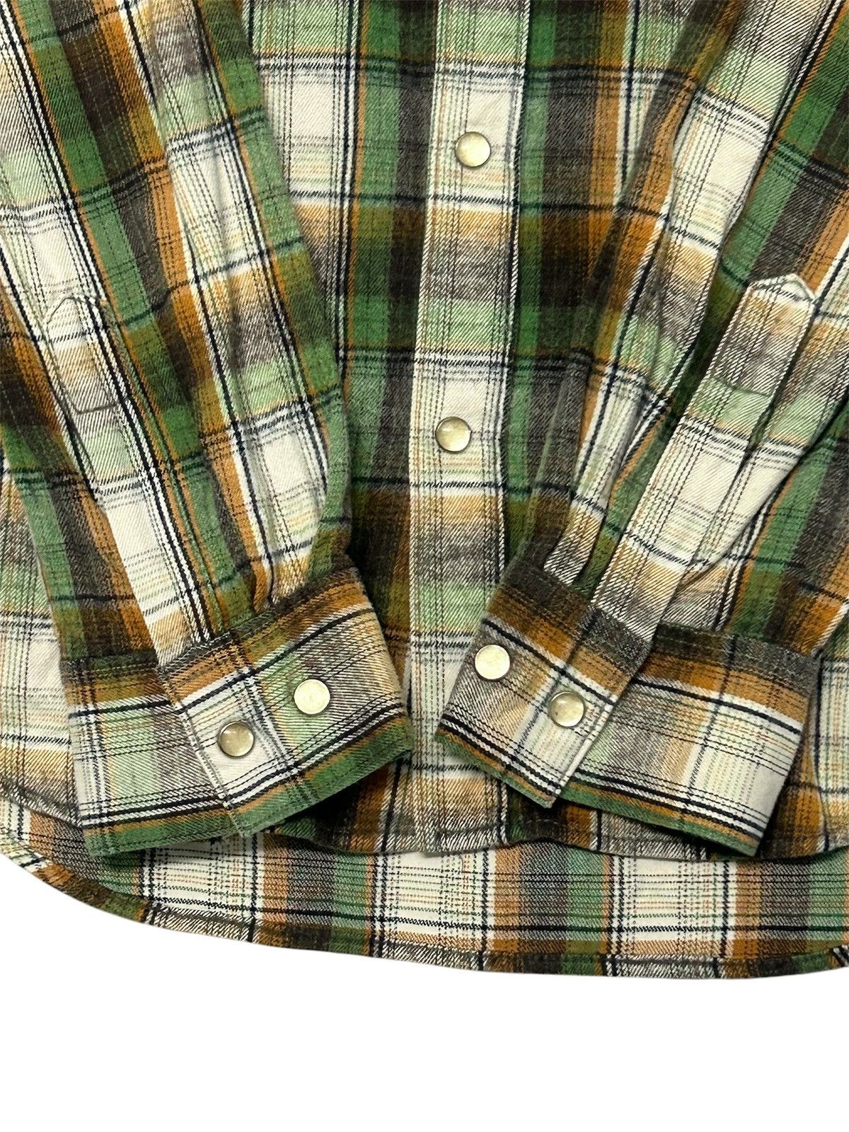 DISCOVERED × Japanese Brand × Vintage 💥NEED GONE💥DISCOVERED FLANNEL STONE BUTTON Size US M / EU 48-50 / 2 - 7 Thumbnail