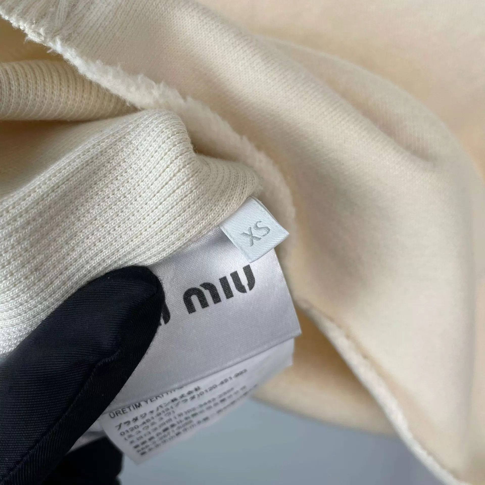 Miu Miu MIU MIU white knit vest XS Size XS / US 0-2 / IT 36-38 - 8 Thumbnail