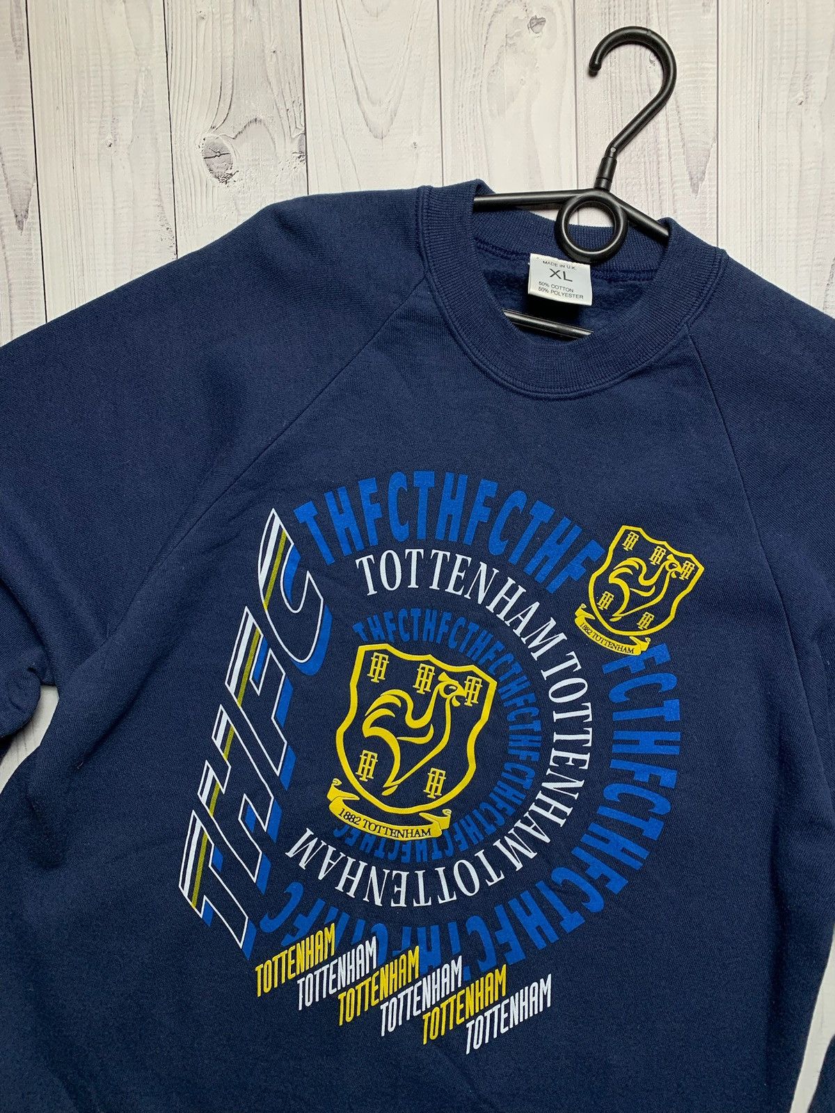 Vintage Vintage Tottenham spurs soccer sweatshirt size XL UK Size US XL / EU 56 / 4 - 3 Thumbnail