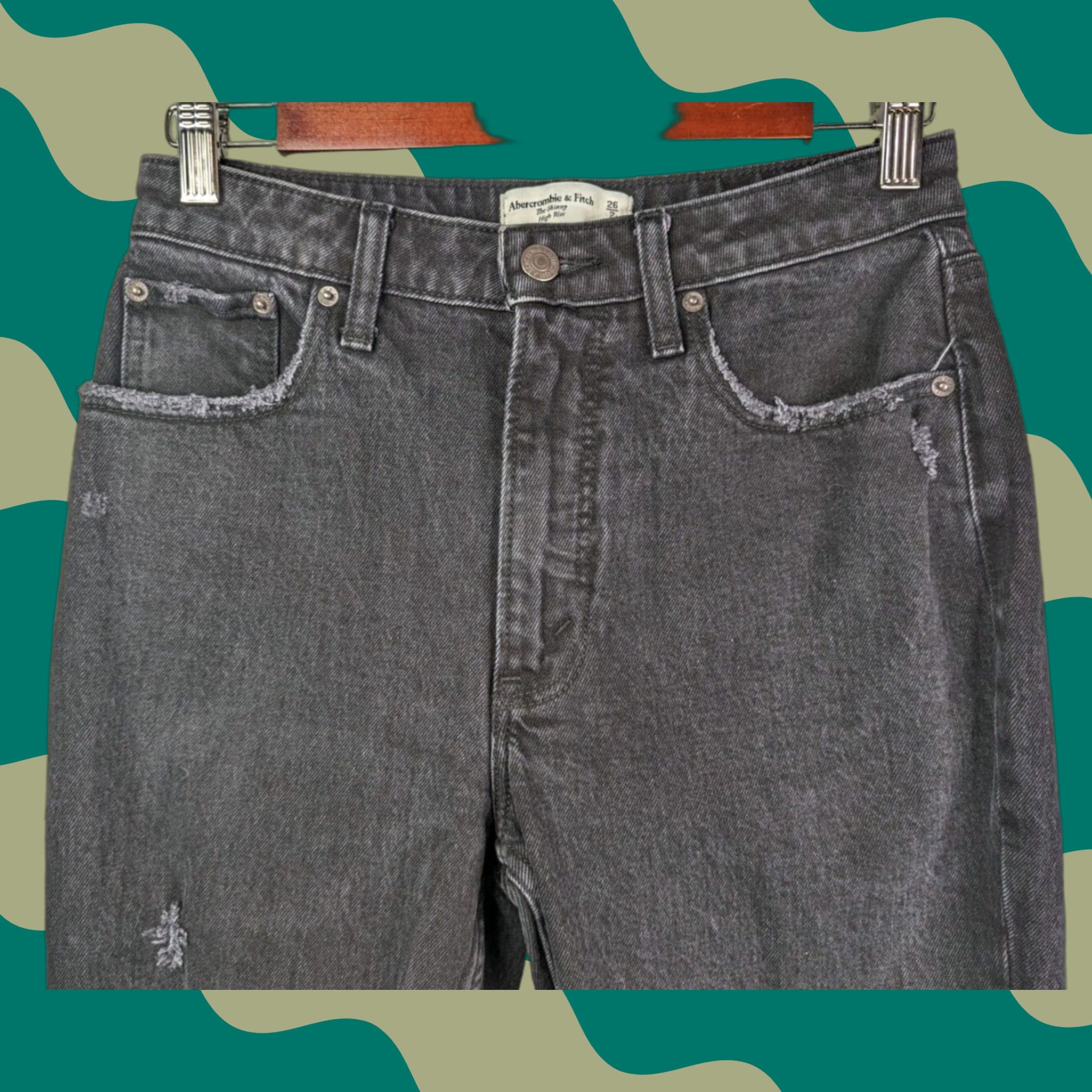 Abercrombie & Fitch Abercrombie & Fitch Curve Love The Skinny High Rise Black Distressed Jeans 26/2s Size 26" / US 2 / IT 38 - 1 Thumbnail