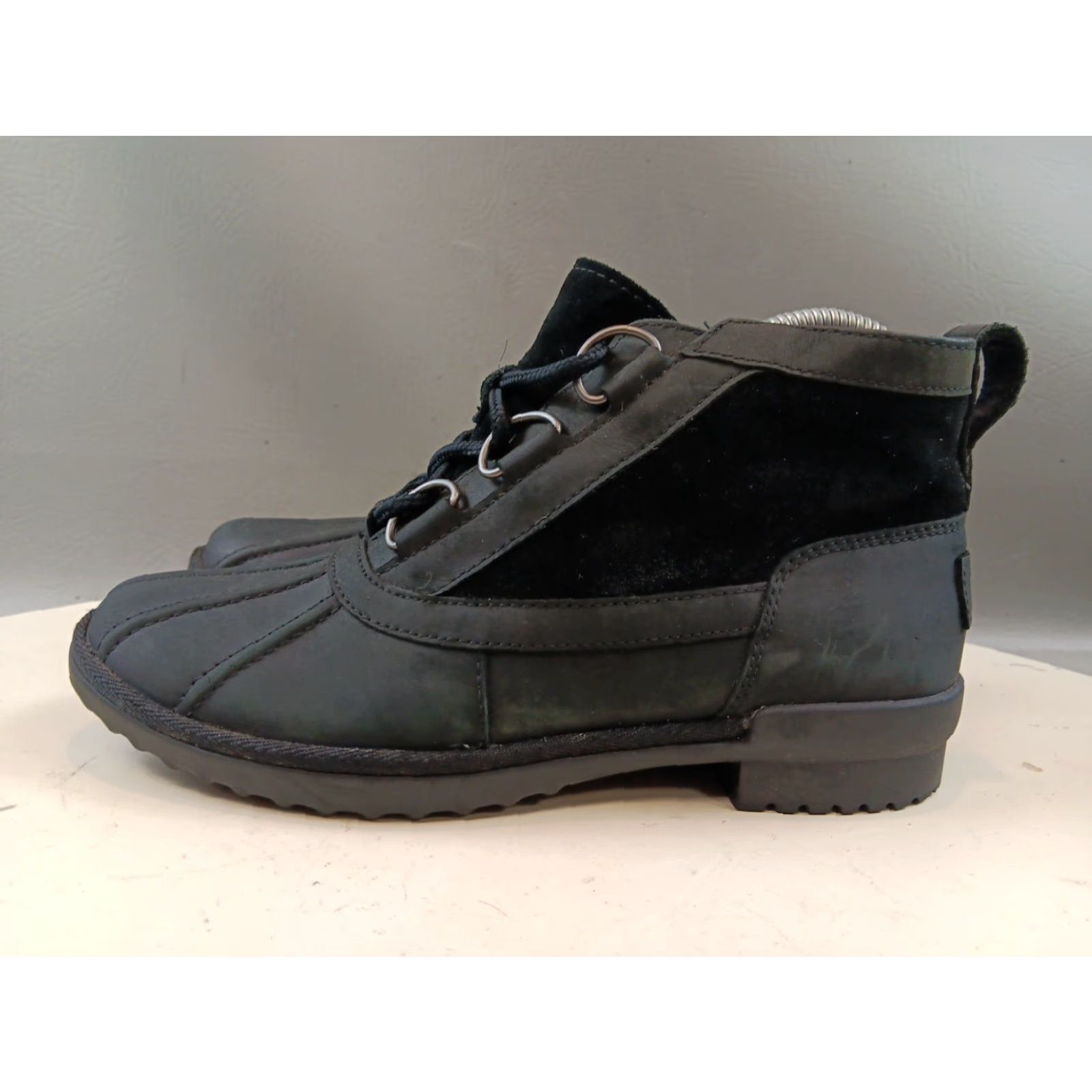 Ugg UGG Duck Boot Women 6.5 Black Leather Shearling Waterproof Lace Up Outdoor Boots Size US 7 / IT 37 - 5 Thumbnail