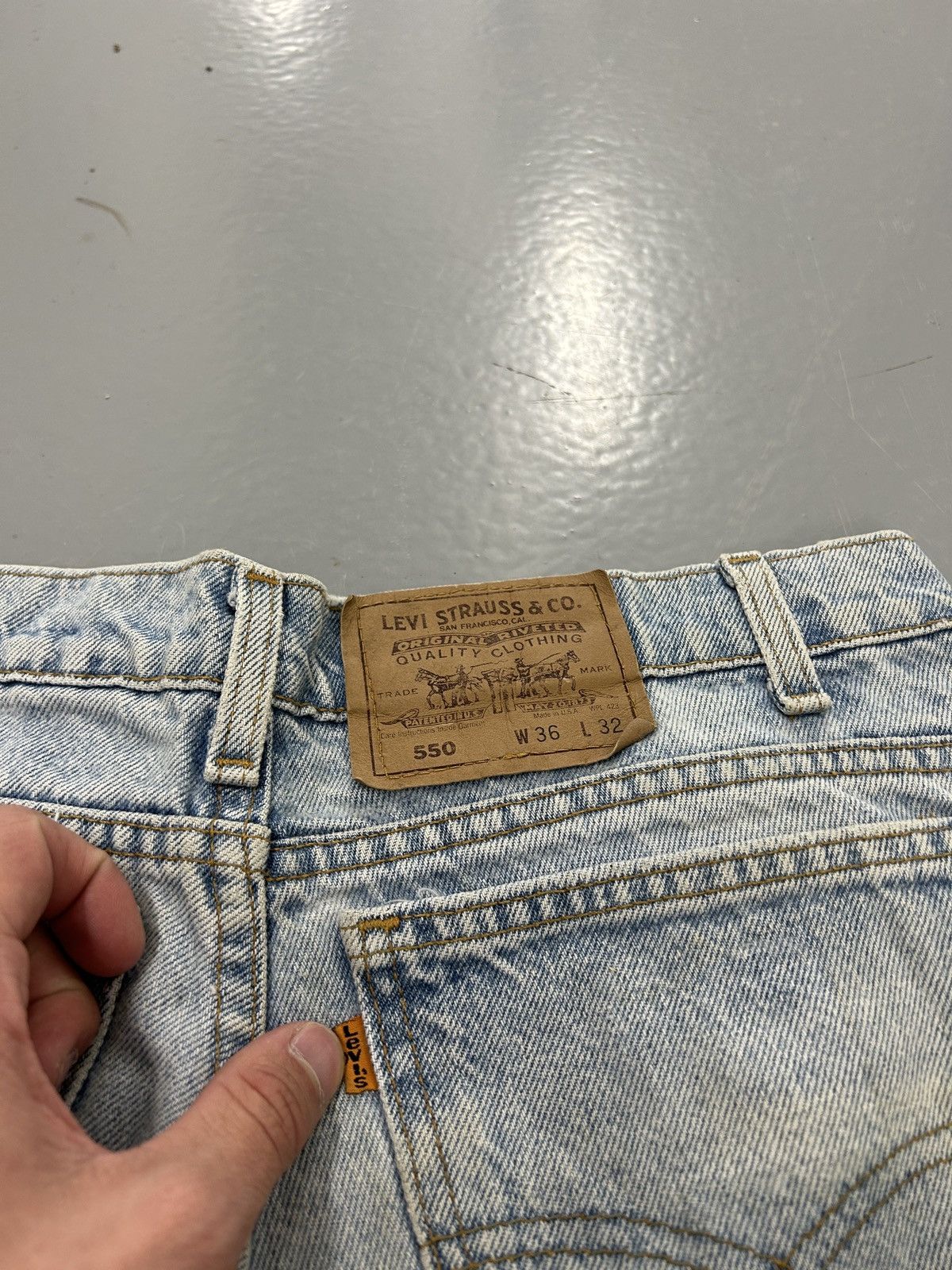 Levi's Crazy vintage y2k faded Levi’s 550 orange tab distressed Size US 34 / EU 50 - 4 Thumbnail