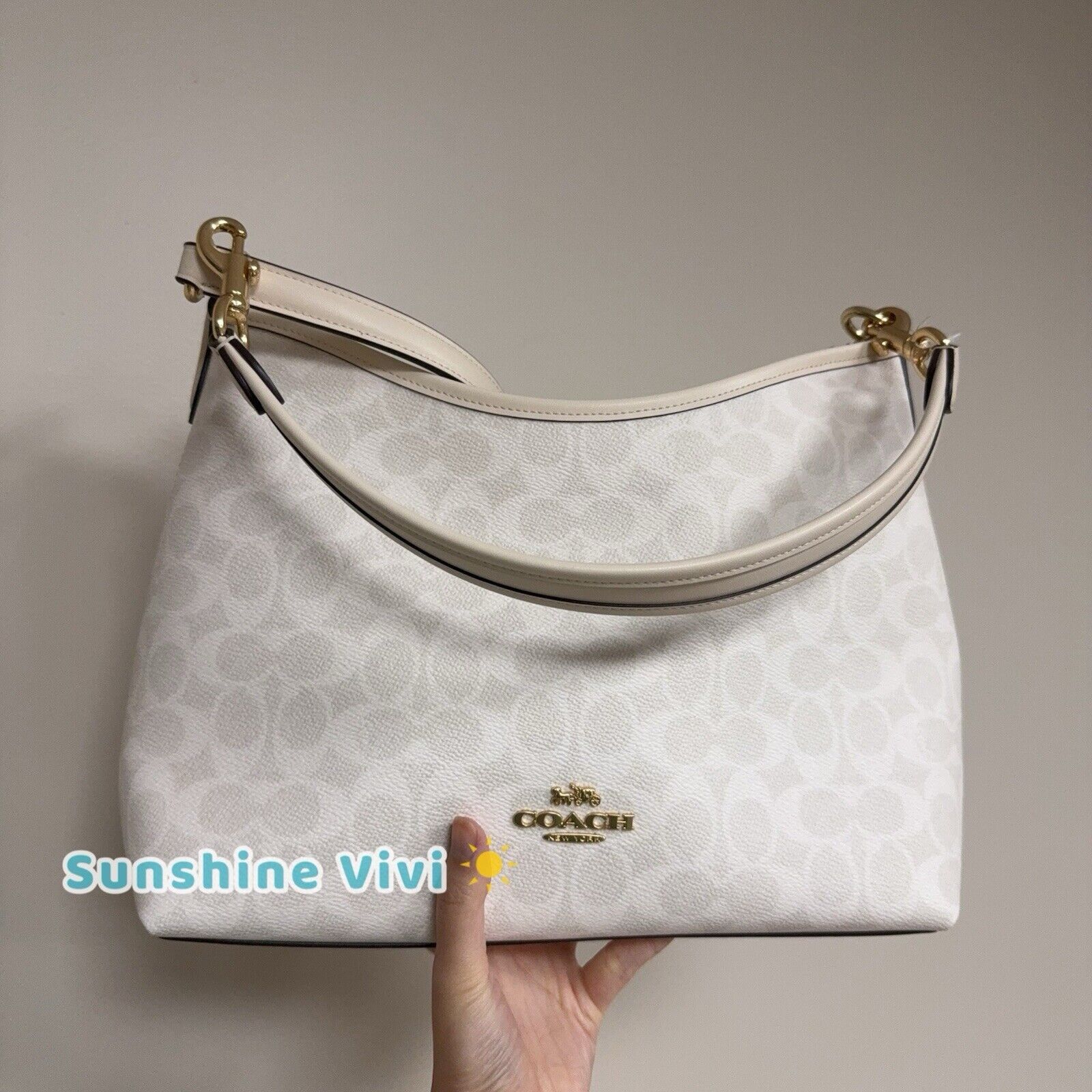 Coach NWT Coach Laurel Shoulder Bag CV975 White /Chalk Size ONE SIZE - 1 Thumbnail