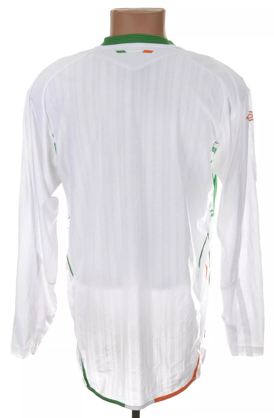 Umbro IRELAND 2008/2009 AWAY FOOTBALL SHIRT UMBRO L PLAYER ISSUE Size US L / EU 52-54 / 3 - 2 Thumbnail
