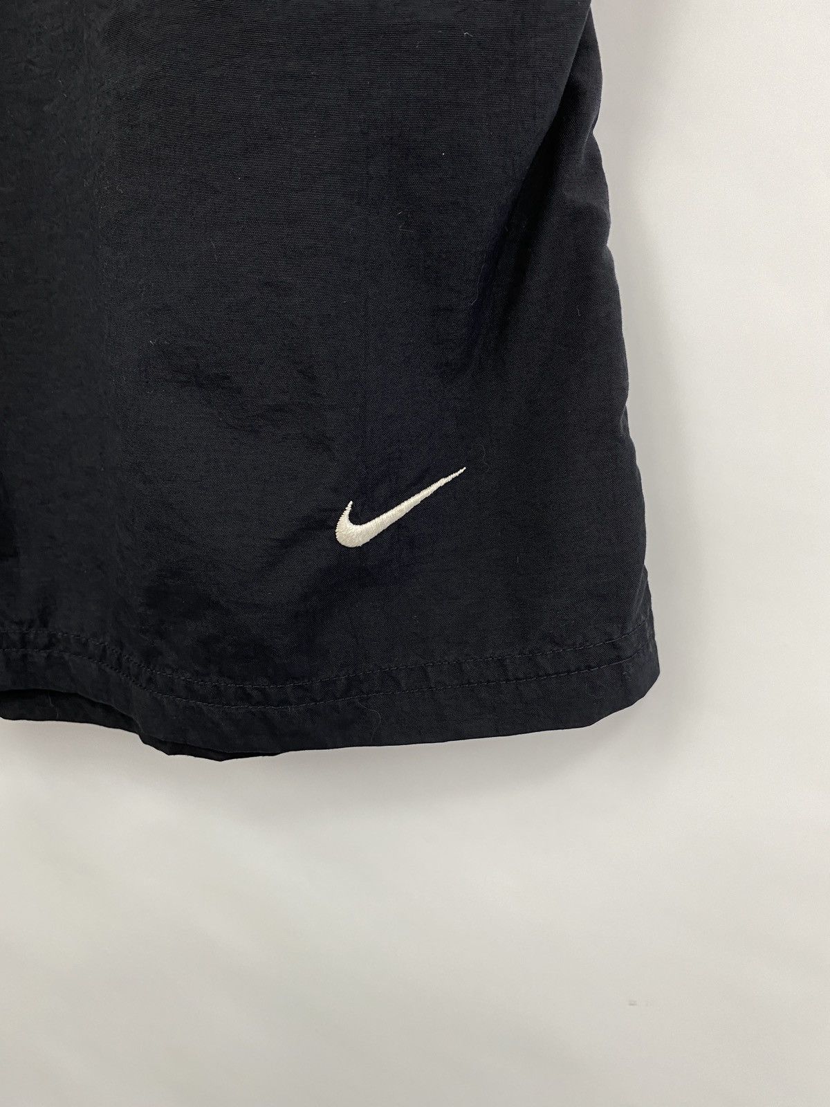 Nike 🇺🇸 Vintage 90s Nike Nylon Shorts Rare Retro Hype Y2K Size US 32 / EU 48 - 3 Thumbnail