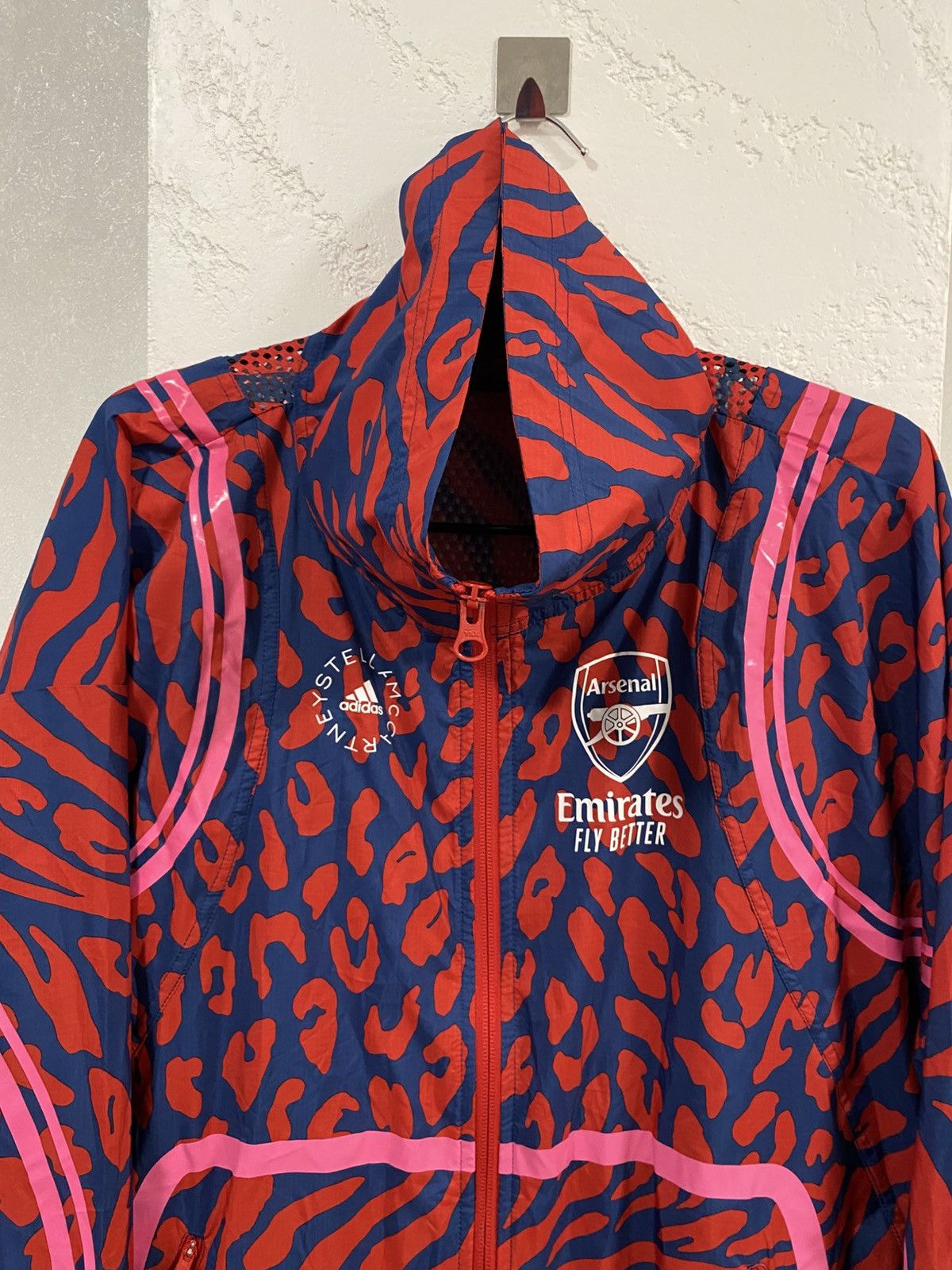 Adidas × Stella McCartney Adidas Stella McCartney Arsenal x Woven Windbreaker Jacket Size XS / US 0-2 / IT 36-38 - 2 Thumbnail