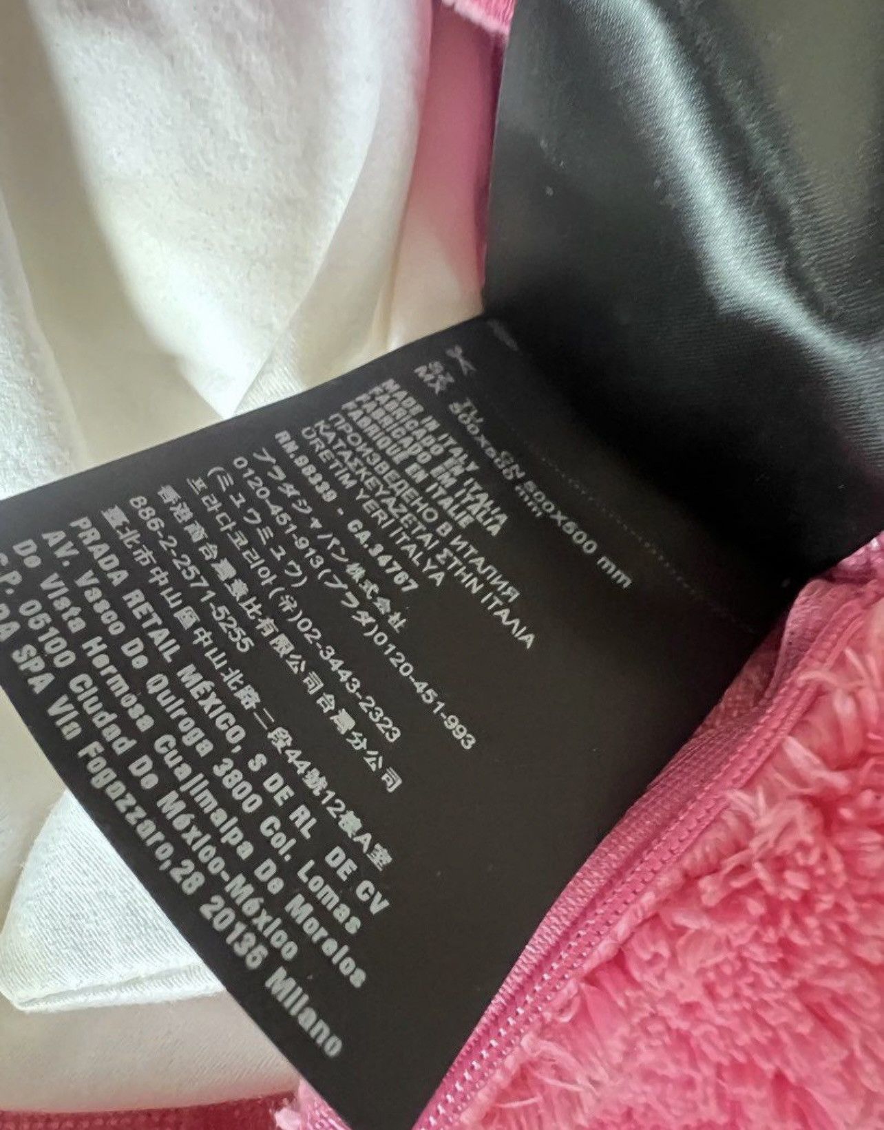 Prada 💞 Prada soft sofa cushion in pink Size ONE SIZE - 4 Thumbnail