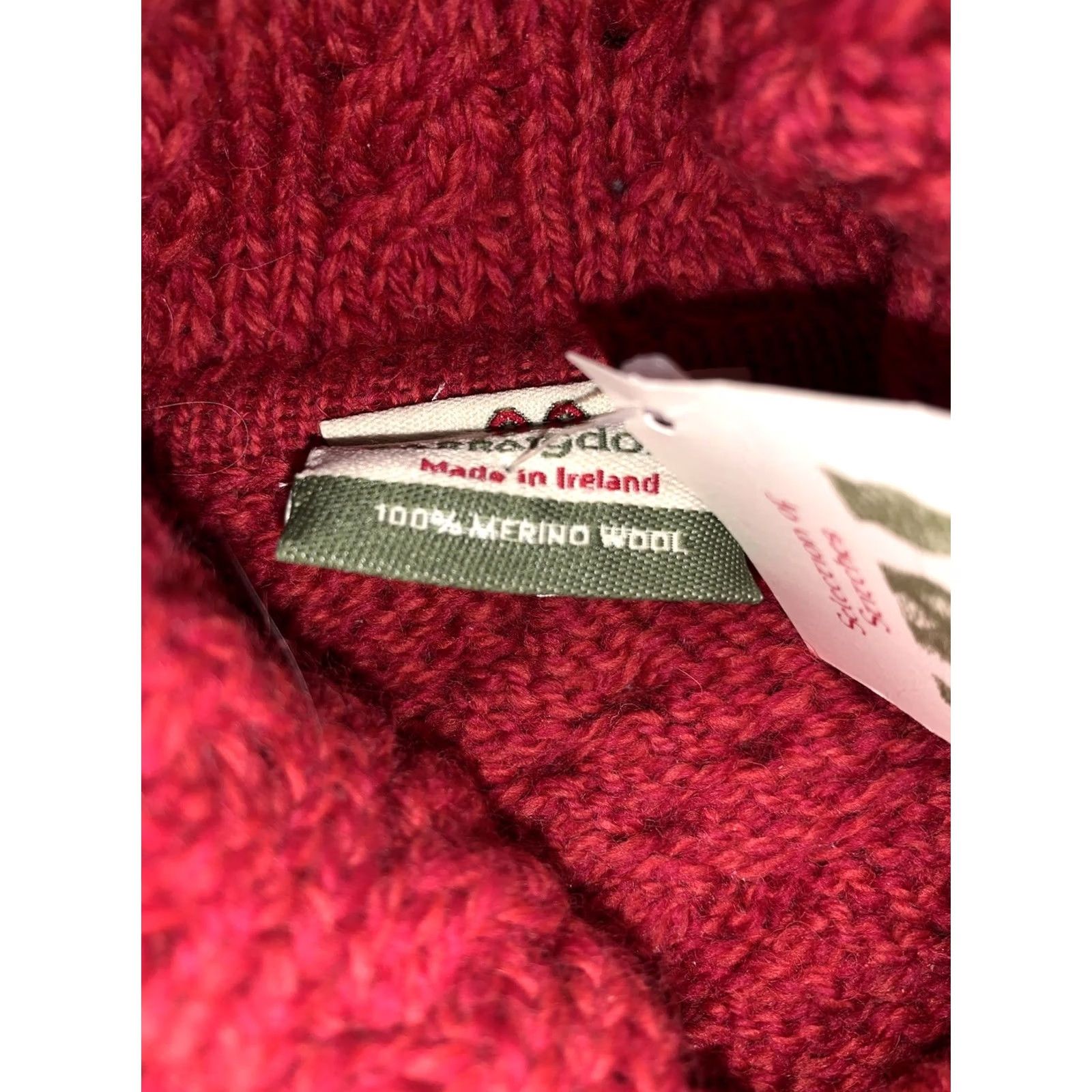 Vintage Aran Woollen Mills Sweater Women's Aran Knit Red Roll Neck Pullover 2XL Cable-Knit Long Sleeve IE Connemara Green Vintage No Size XXL / US 16-18 / IT 52-54 - 6 Thumbnail
