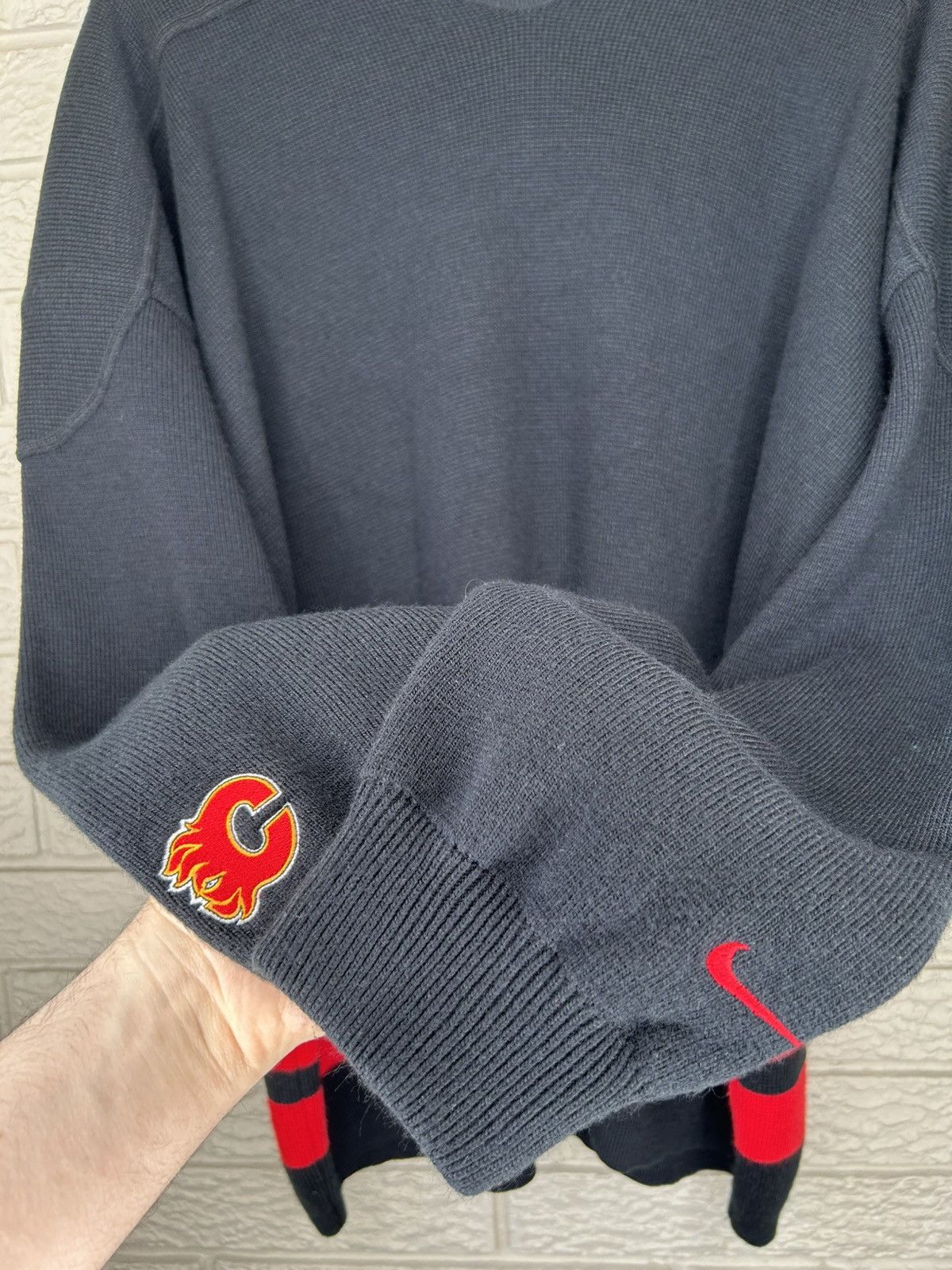 Nike Vintage Nike Calgary Flames Knit Sweater Jersey Size US XXL / EU 58 / 5 - 4 Thumbnail