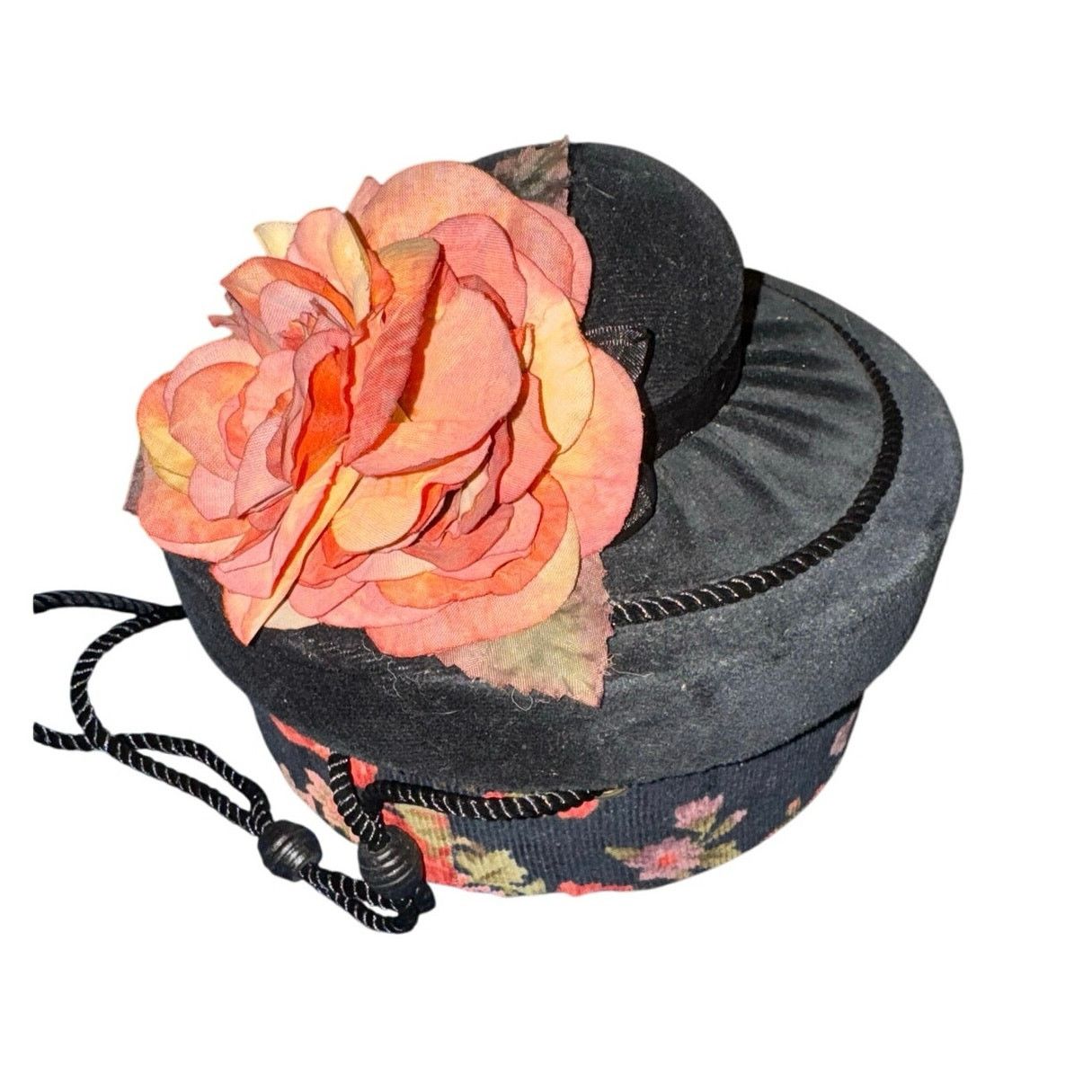 Vintage Sewing Hat-Box Purse / Velvet / Floral / Vintage / EUC Size ONE SIZE - 1 Thumbnail