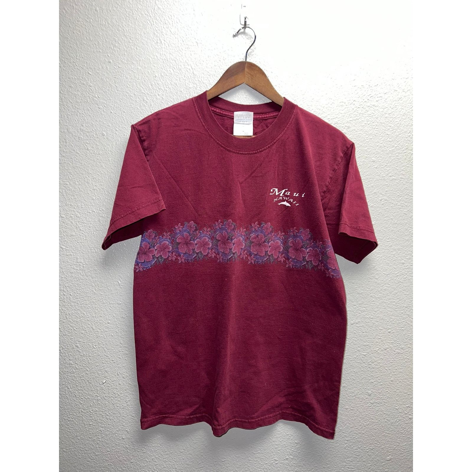 Gildan Vintage Maui Hawaii Shirt Wrap Around Floral Red Tee VTG 90s Size US M / EU 48-50 / 2 - 1 Thumbnail