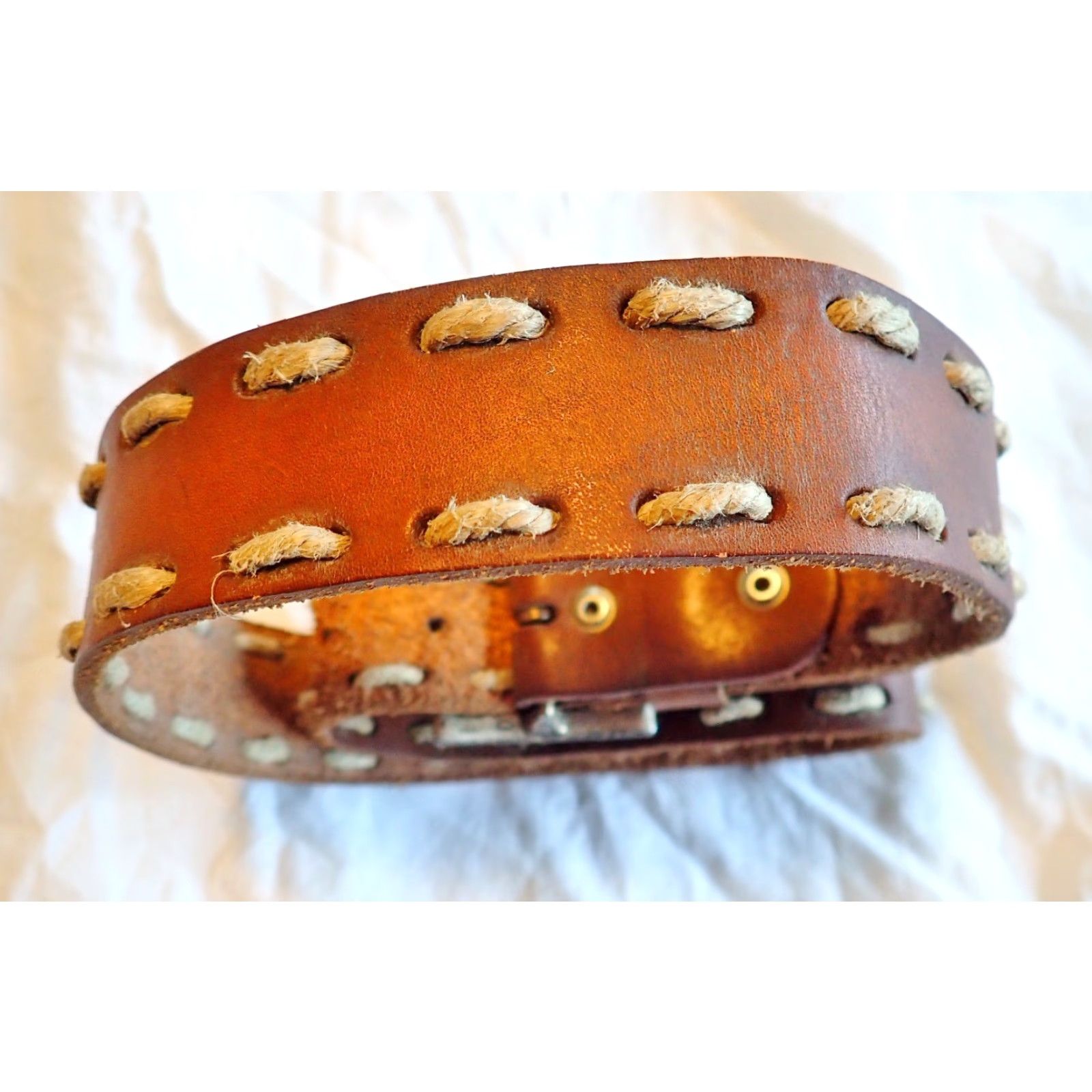 Vintage VINTAGE Common Seed Brown Cowhide Leather Belt Men Western Size 26-30 Rustic Cowboy Embossed Rope Trim Size ONE SIZE - 3 Thumbnail