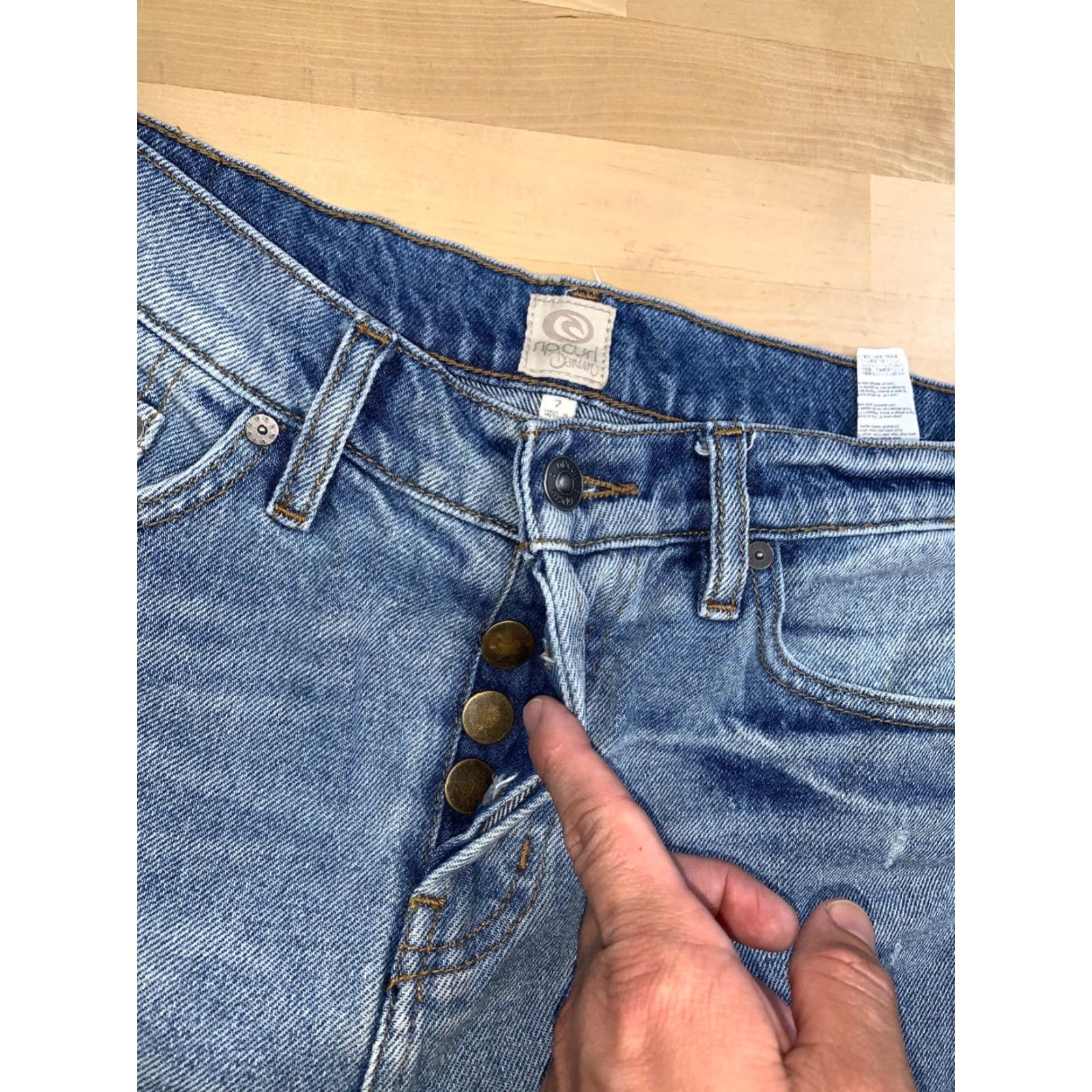 Rip Curl Rip Curl Deim Shorts Womens 7 Jorts Casual Beach Skate 11168 Size 28" / US 6 / IT 42 - 3 Thumbnail