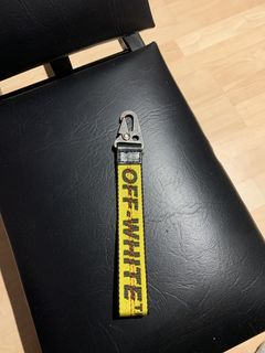 OFF-WHITE Industrial Keychain Anthracite/Red - FW19 - US