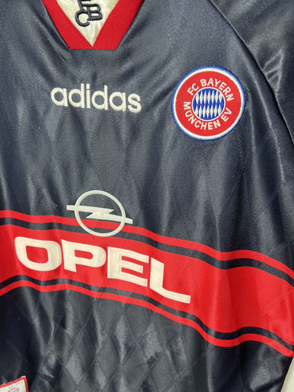 Adidas Vintage 97/98 Adidas Bayern Munich Soccer Jersey Sz Boys XL Size US S / EU 44-46 / 1 - 6 Thumbnail