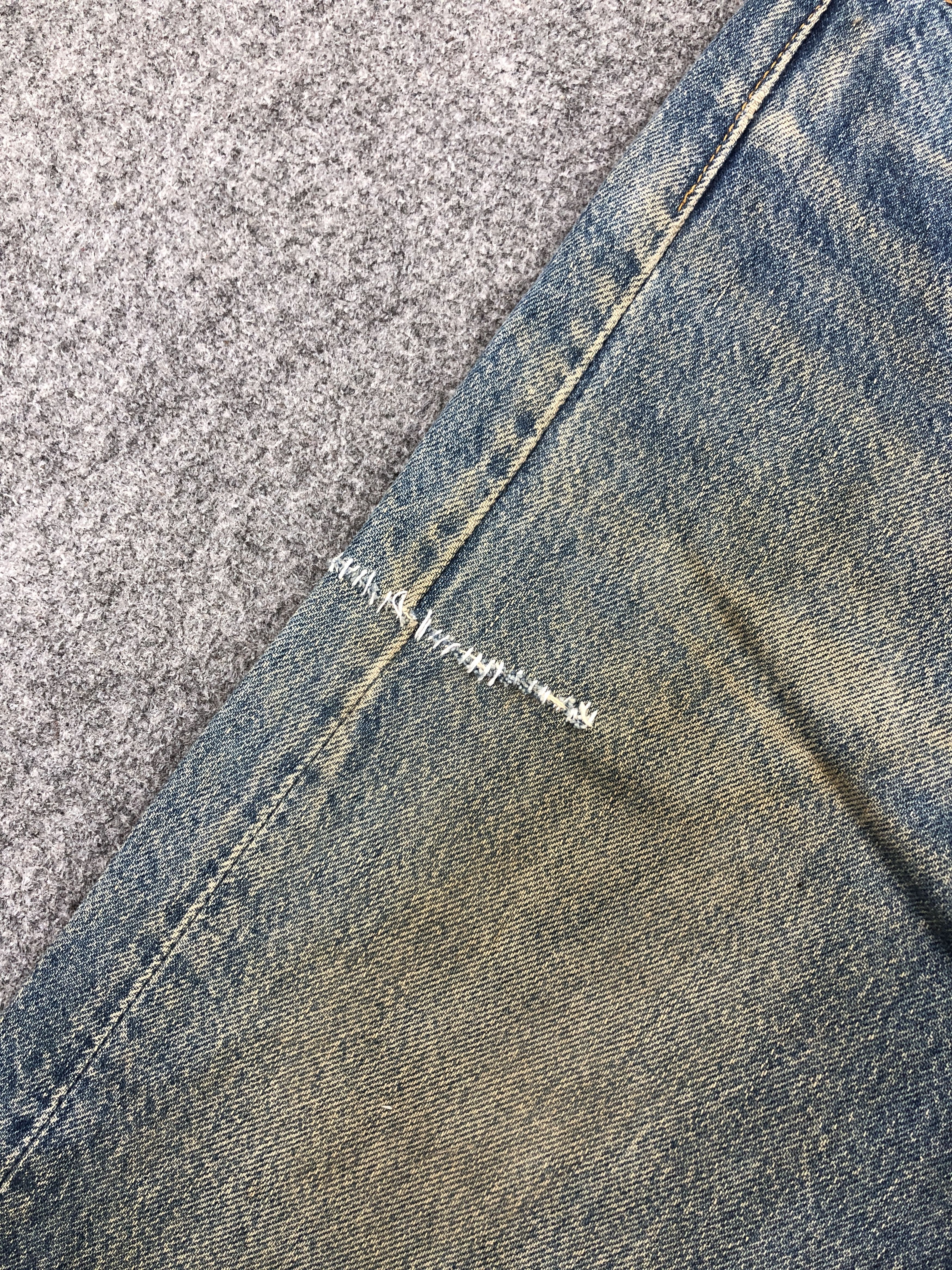 Levi's × Vintage Rusty Faded Blue Vintage 90s Levis 501 Jeans Size US 28 / EU 44 - 11 Thumbnail