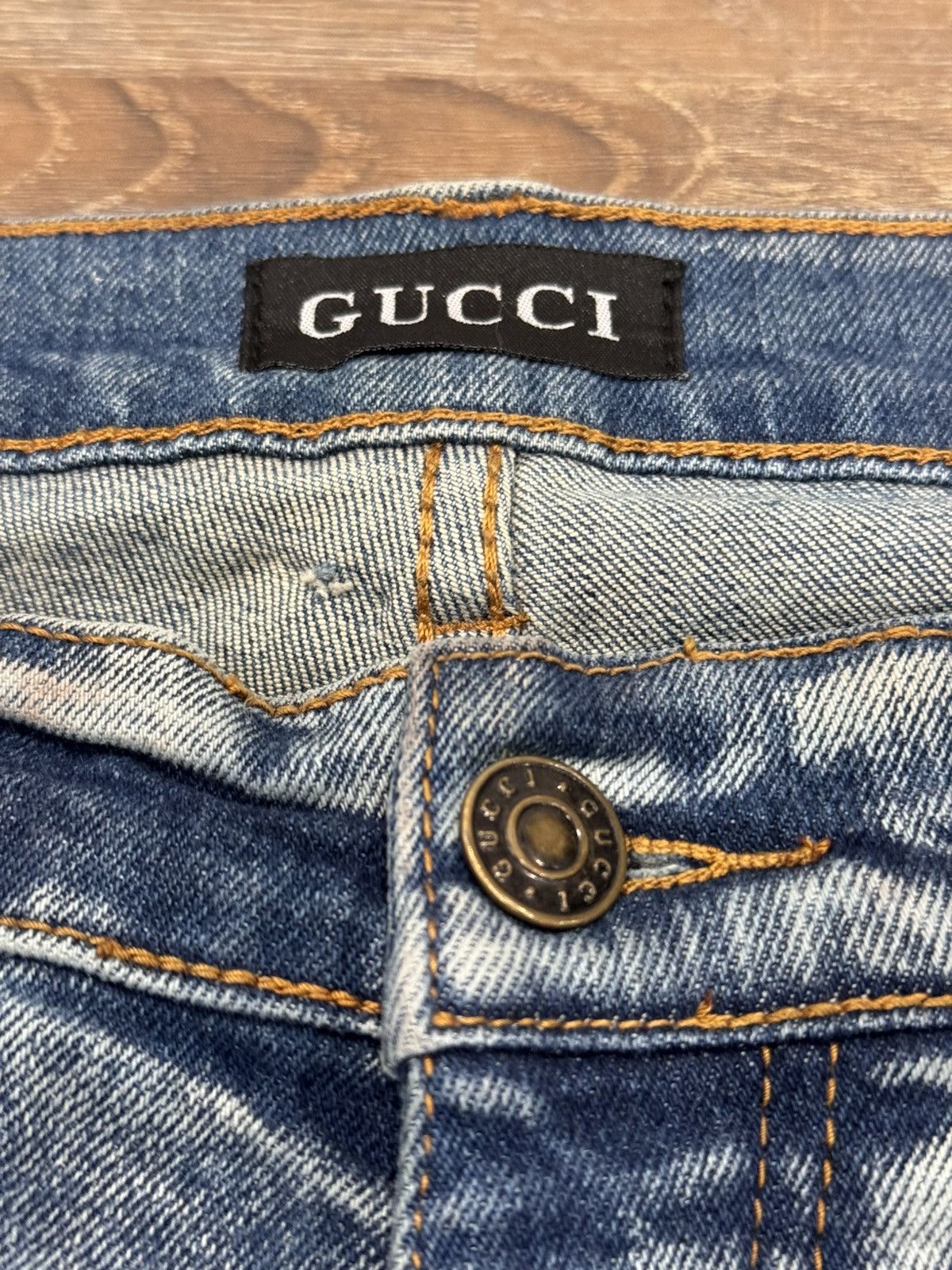 Gucci Gucci Light Wash Distressed Skinny Jeans Size US 30 / EU 46 - 8 Thumbnail