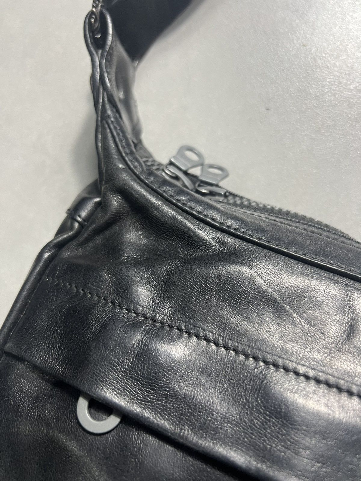 Isamu Katayama Backlash Isamu Katayama Backlash - Calf Skin Crossbody Bag Size ONE SIZE - 3 Thumbnail