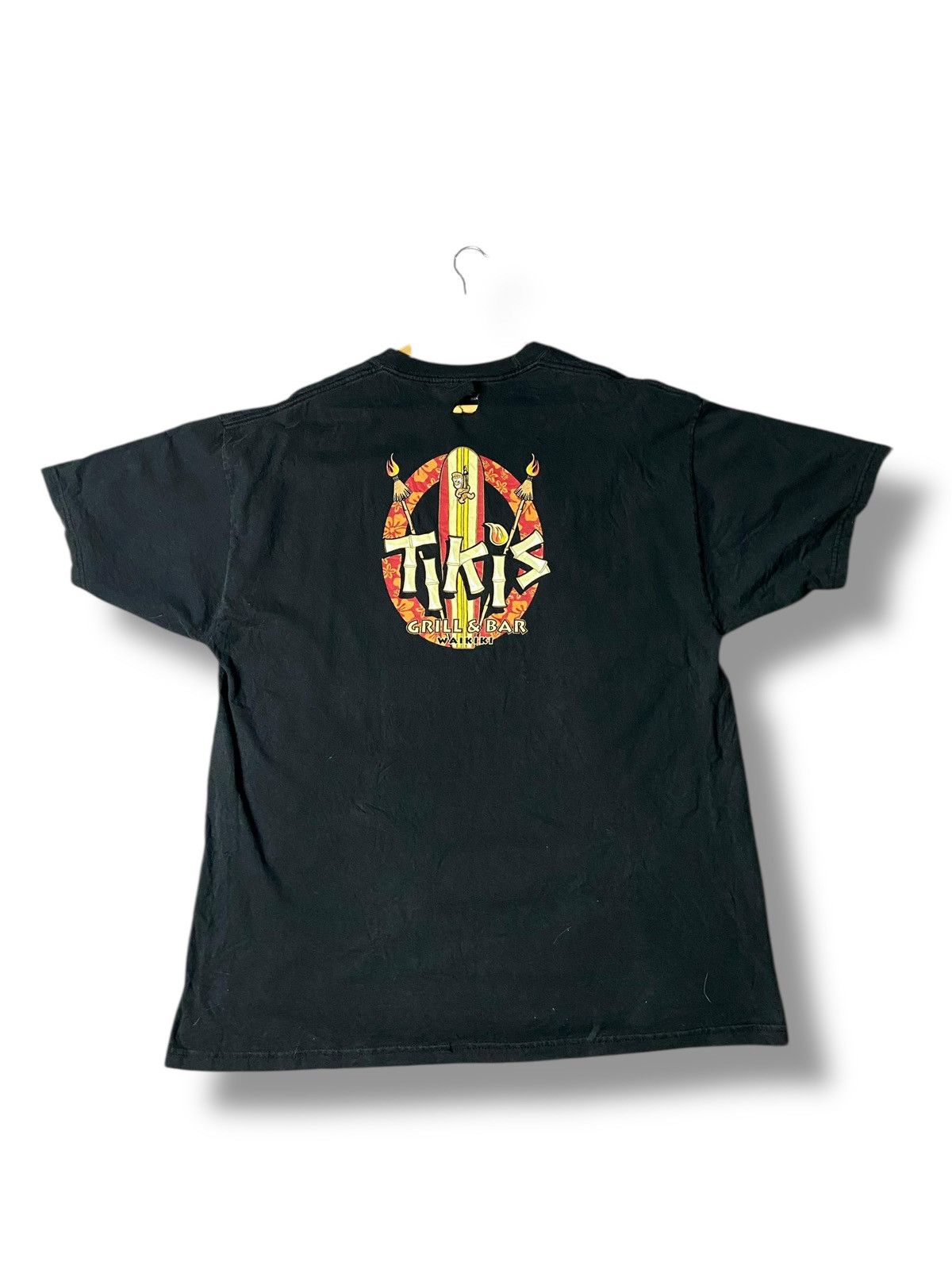 Japanese Brand Tikis Waikiki Backprint Tshirt (144) Size US M / EU 48-50 / 2 - 2 Thumbnail