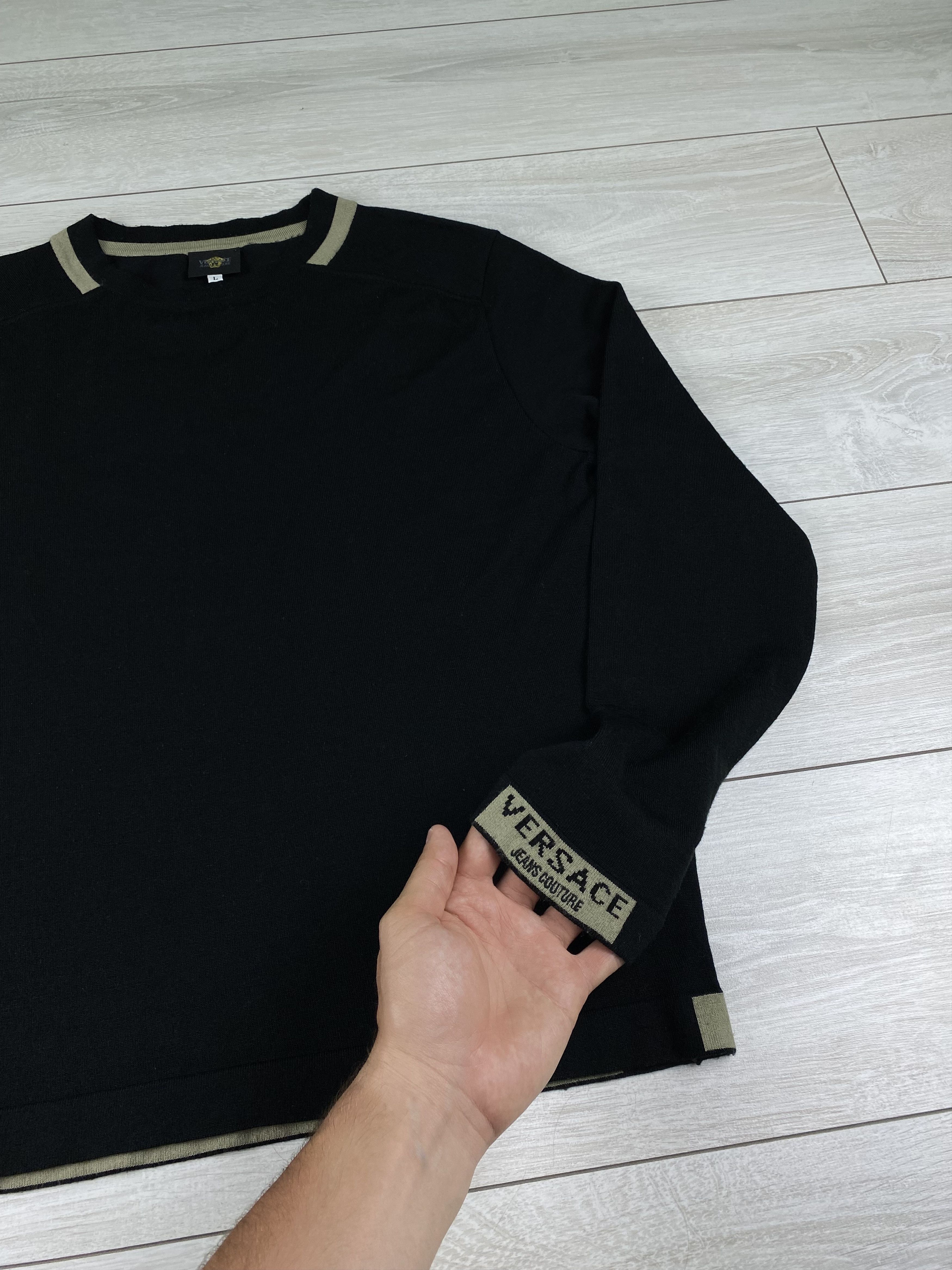 Versace VINTAGE VERSACE JEANS COUTURE JUMPER SWEATER SIZE L Size US L / EU 52-54 / 3 - 2 Thumbnail