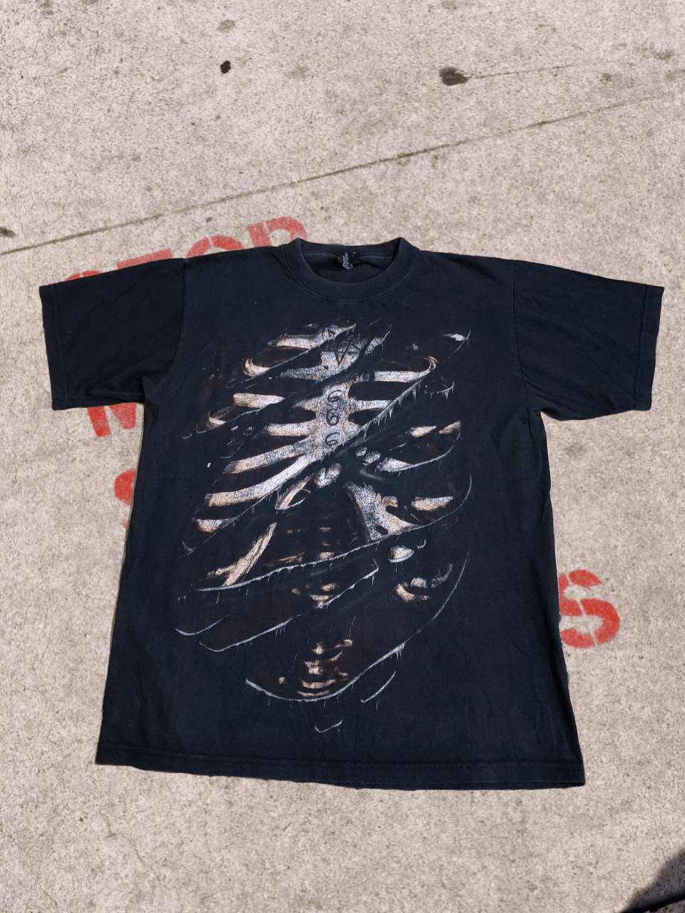 Vintage Vintage Rock T Shirt Short Sleeve Spiral Print Skull Size US L / EU 52-54 / 3 - 1 Thumbnail