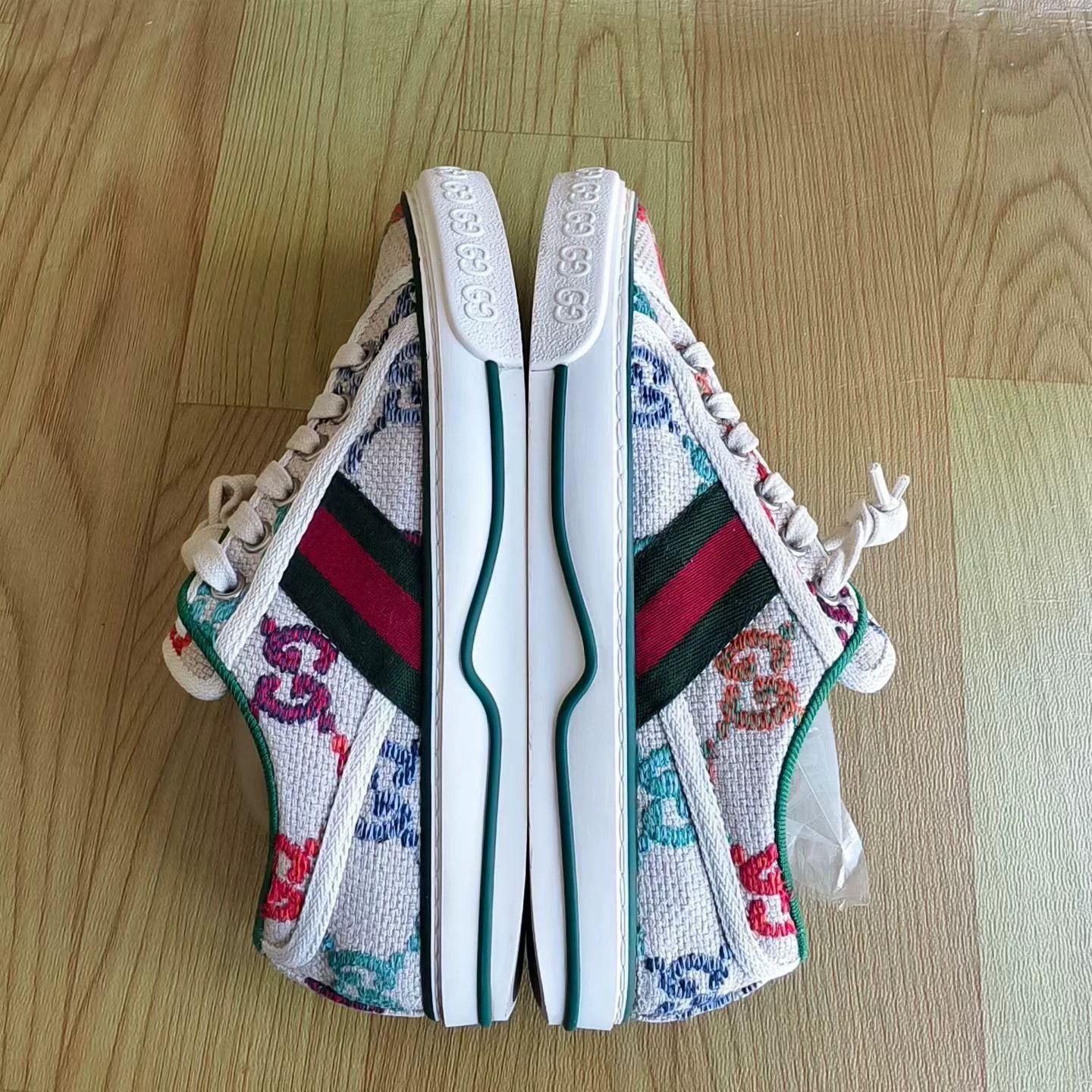 Gucci GUCCI Tennis 1977 Casual Fashion Sneakers Size US 5 / IT 35 - 5 Thumbnail