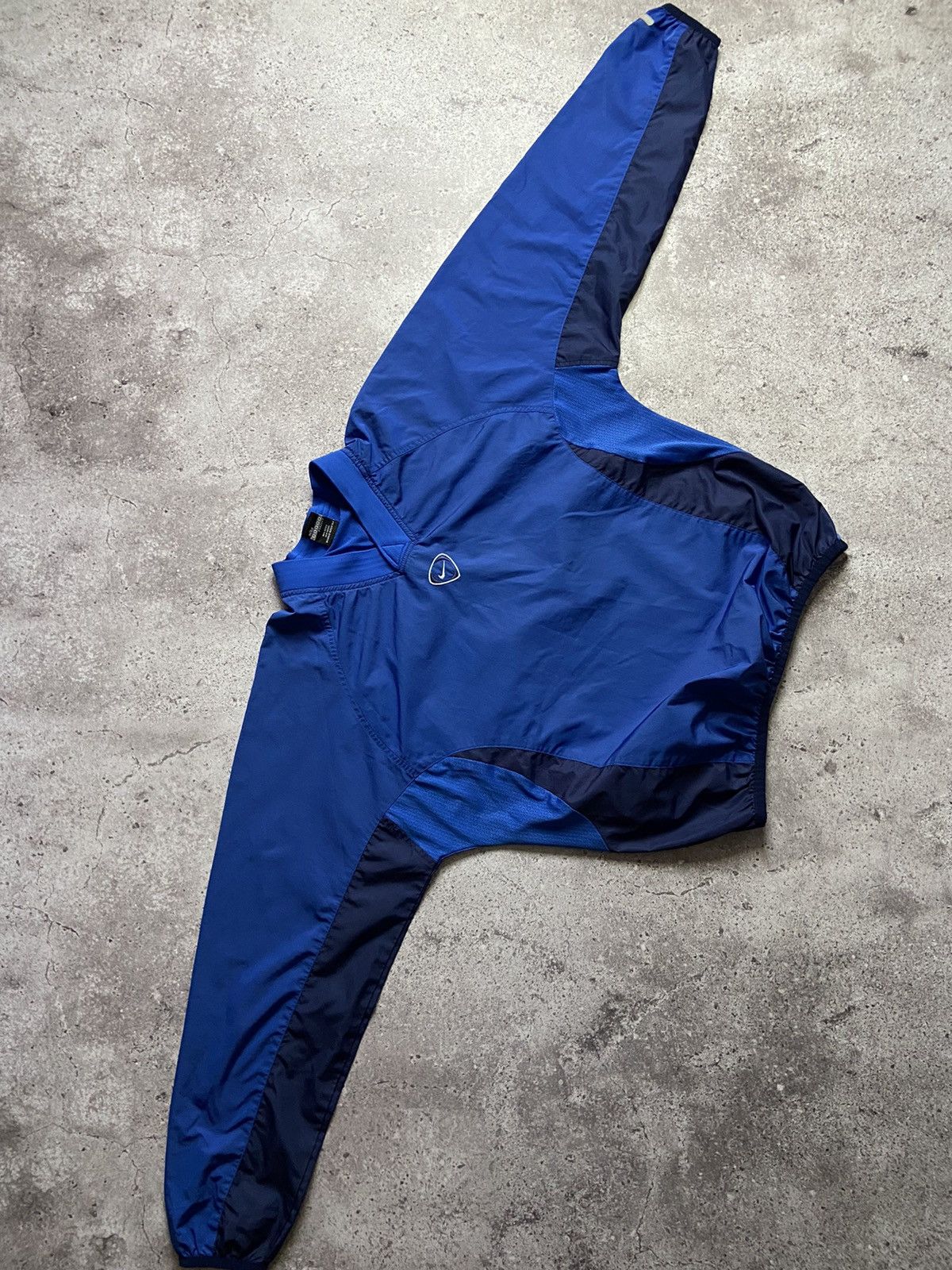Nike × Vintage Nike Vintage 00s Nylon Center Swoosh Sweatshirt Size US S / EU 44-46 / 1 - 3 Thumbnail