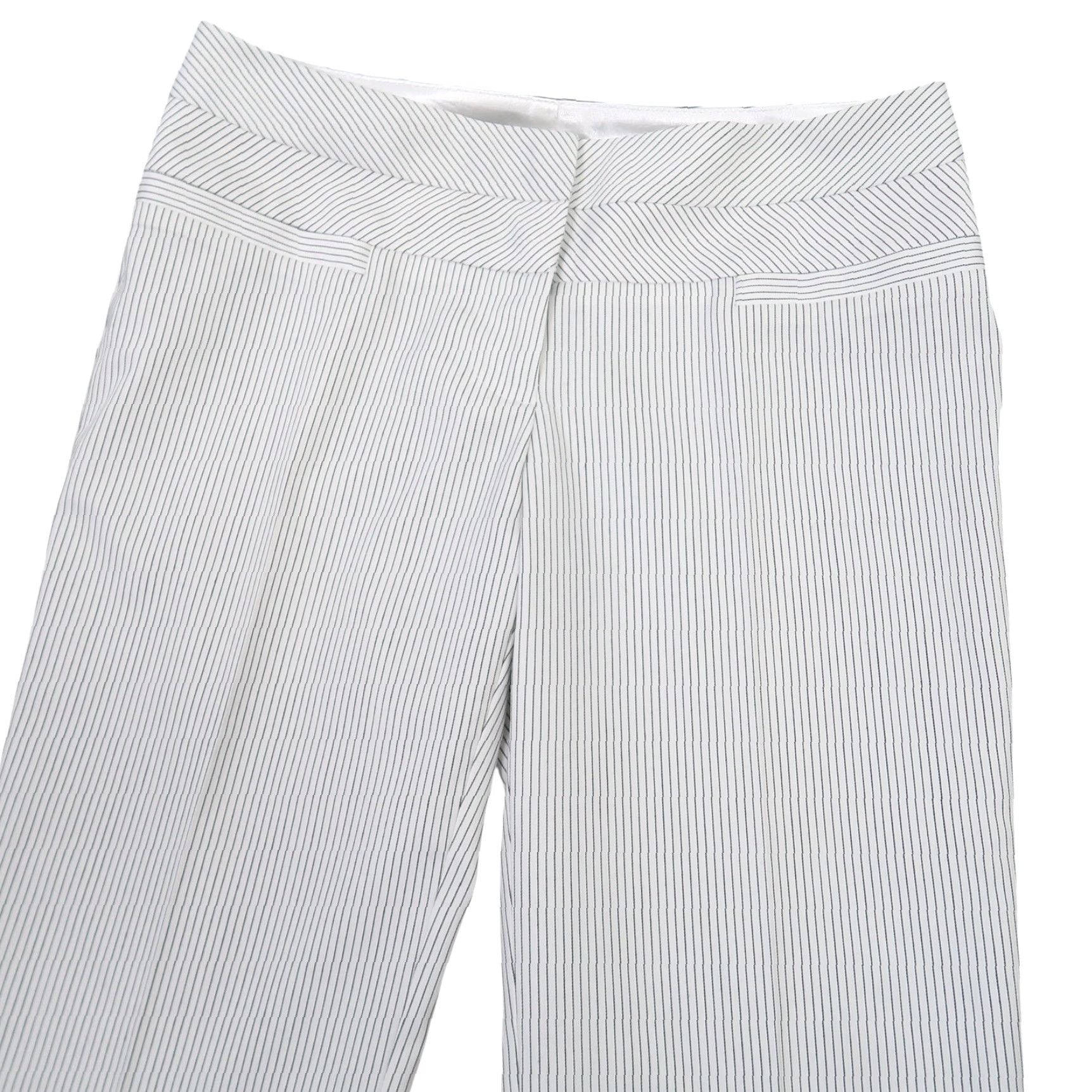 Brandblack VINTAGE Stooshy White Black Pinstripe Low Rise Flare Pants Womens 1 33in Inseam 90s Dress Pants Size 25" / US 0 / IT 36 - 2 Thumbnail