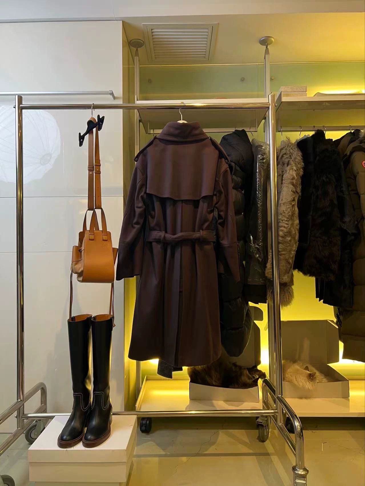 Burberry Burberry Runway Wool Coat Deep Raspberry Purple Quilted S Size S / US 4 / IT 40 - 5 Thumbnail