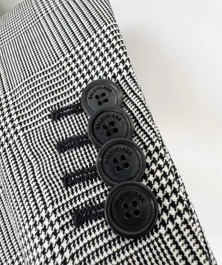Balenciaga Balenciaga hourglass blazer Size S / US 4 / IT 40 - 5 Thumbnail