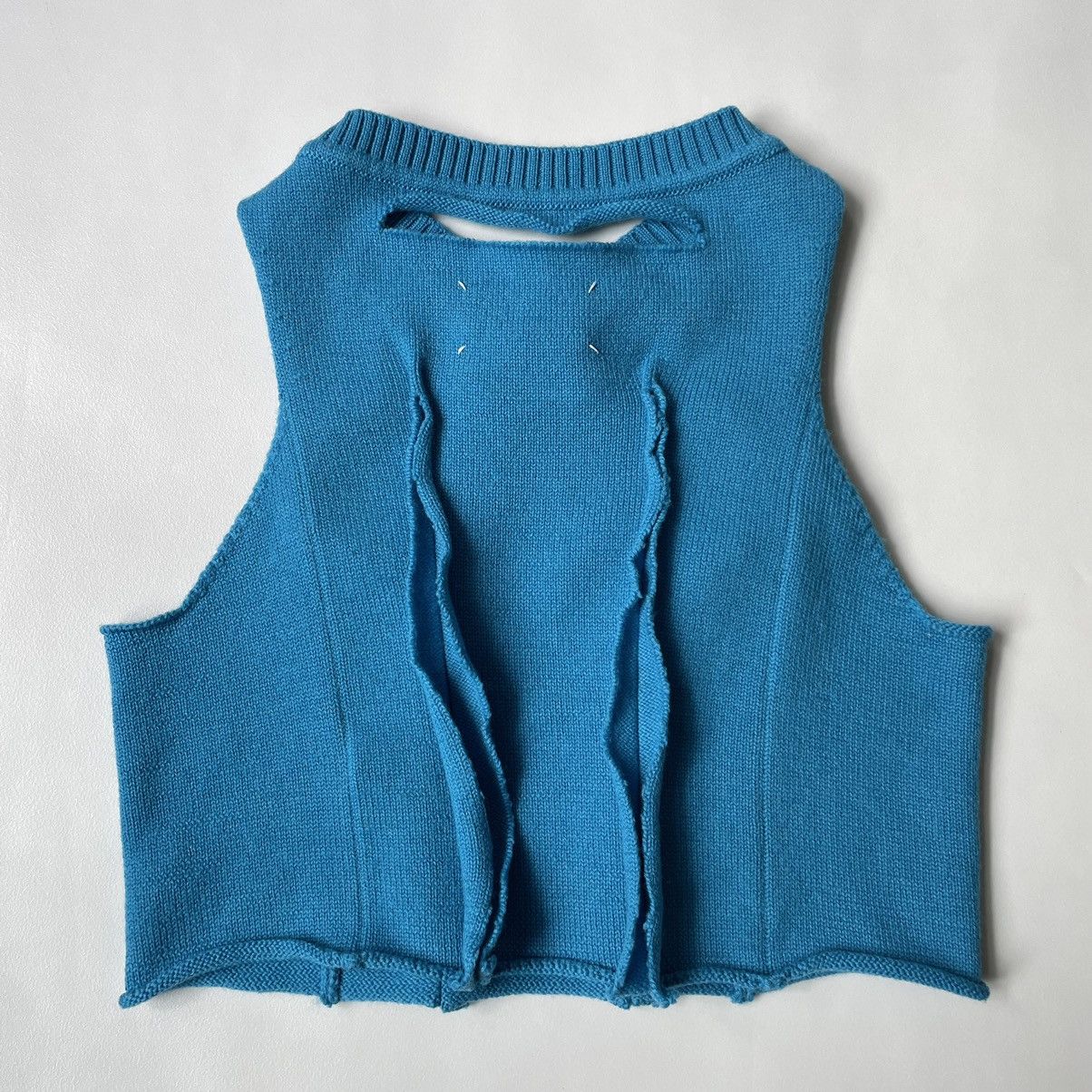 Maison Margiela A/W 18 Sample Cut Out Sweater Vest Size S / US 4 / IT 40 - 13 Thumbnail