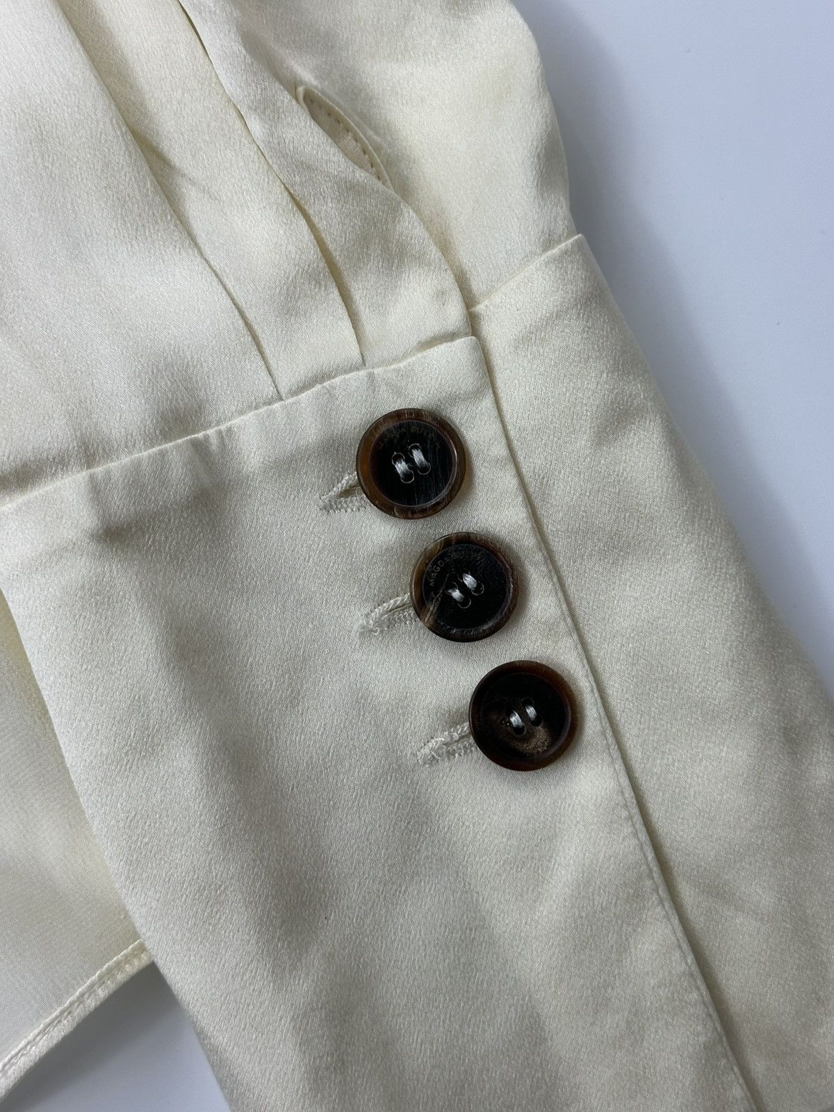 Magda Butrym Magda Butrym Silk Button Shirt Size M / US 6-8 / IT 42-44 - 11 Thumbnail