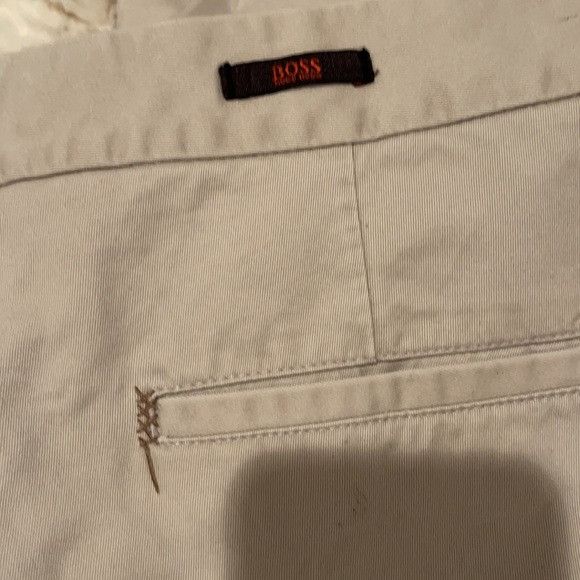 Hugo Boss BOSS HUGO BOSS Chino Pants Khaki Size 40 Size US 40 / EU 56 - 14 Thumbnail