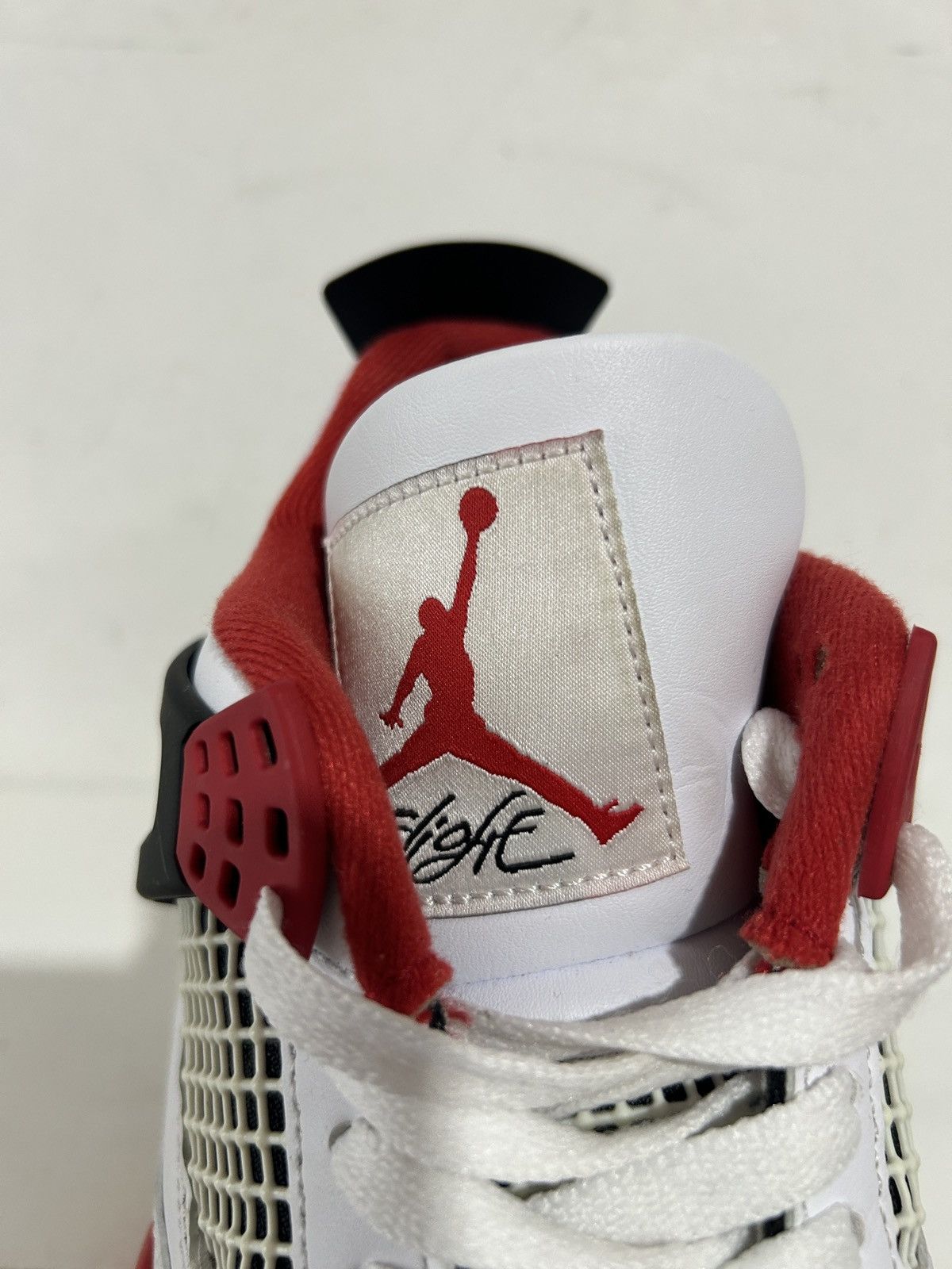 Jordan Brand JORDAN 4 FIRE RED SIZE 8 PREOWNED Size US 8 / EU 41 - 4 Thumbnail