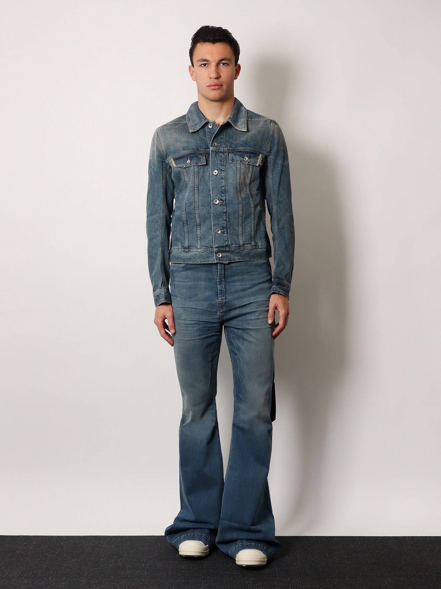 Rick Owens Drkshdw o1s1v1r1oon0825 Trucker in Blue/Washed Indigo Size US L / EU 52-54 / 3 - 1 Thumbnail