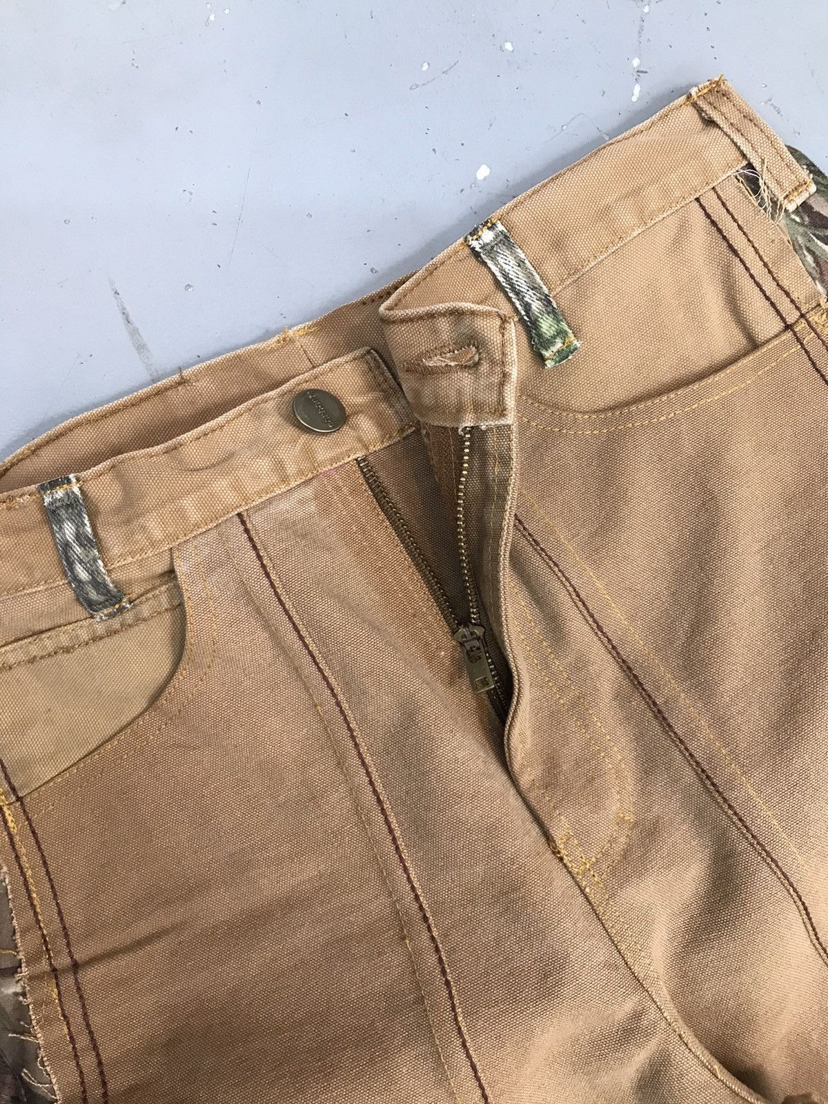 Carhartt × Designer × Vintage Vintage custom carhartt B01 BRN camo straight fit denim Size US 32 / EU 48 - 5 Thumbnail