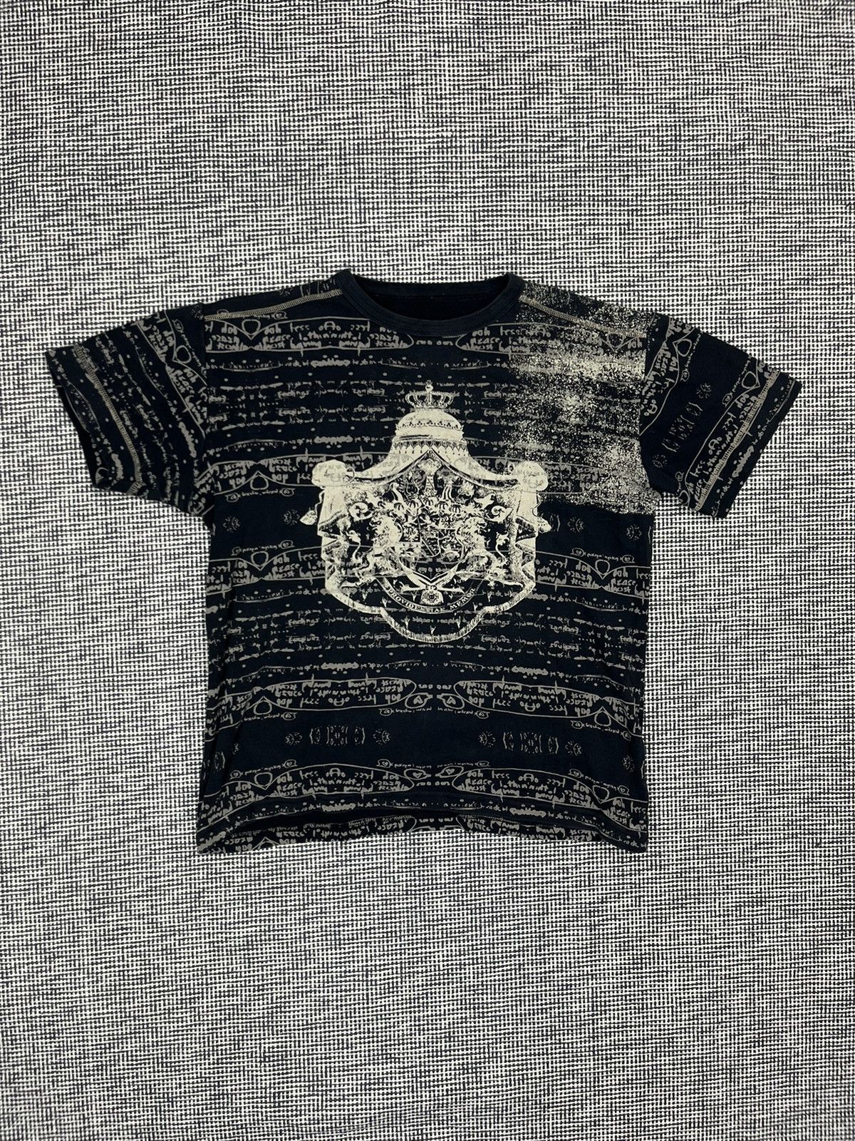 Japanese Brand × Vintage y2k tattoo print bleach script aop vintage t-shirt Size US M / EU 48-50 / 2 - 1 Thumbnail