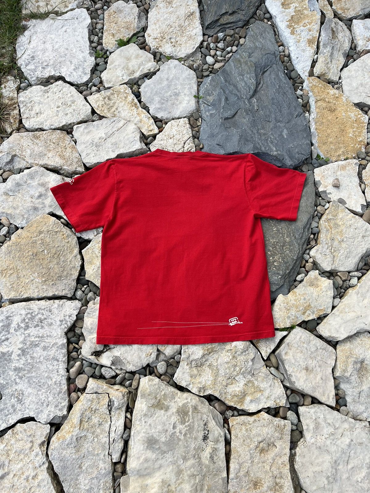Billabong × Vintage Vintage billabong y2k tee graffiti spray logo t-shirt baggy Size US M / EU 48-50 / 2 - 2 Thumbnail