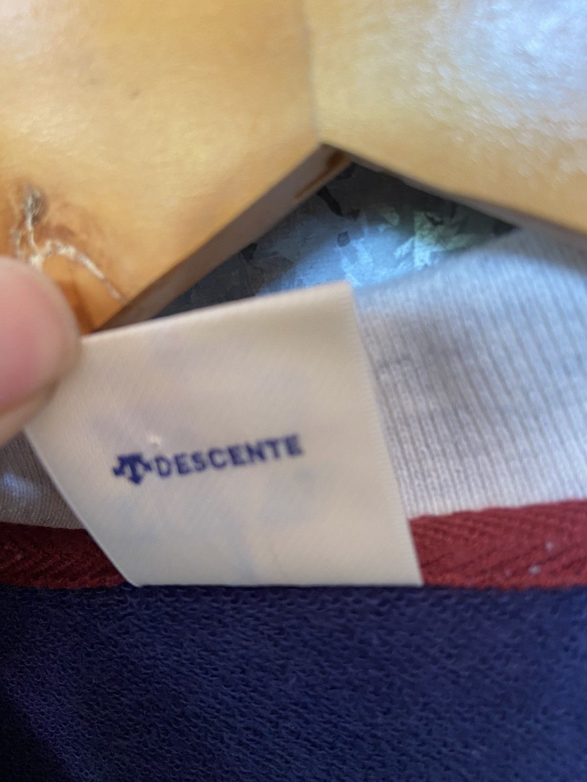 Descente × Vintage Vintage 90s Vintage USNCAA t shirt Size US S / EU 44-46 / 1 - 4 Thumbnail