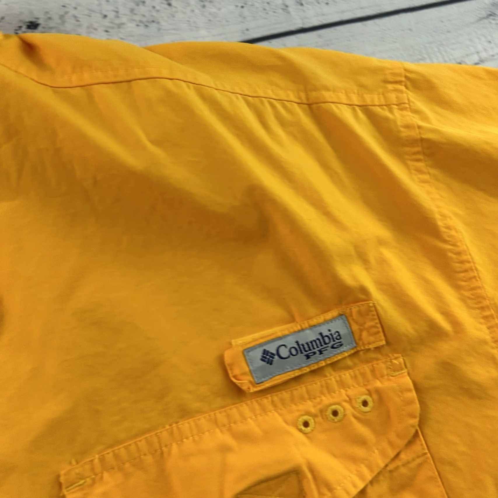 Vintage Columbia PFG LSU Short Sleeve Button Up Shirt Men's XL Yellow Size US XL / EU 56 / 4 - 4 Thumbnail