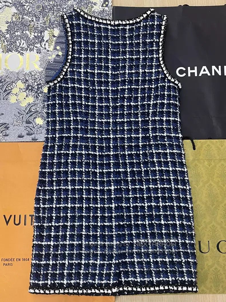 Chanel Chanel Blue and white plaid tweed dress Size XS / US 0-2 / IT 36-38 - 3 Thumbnail