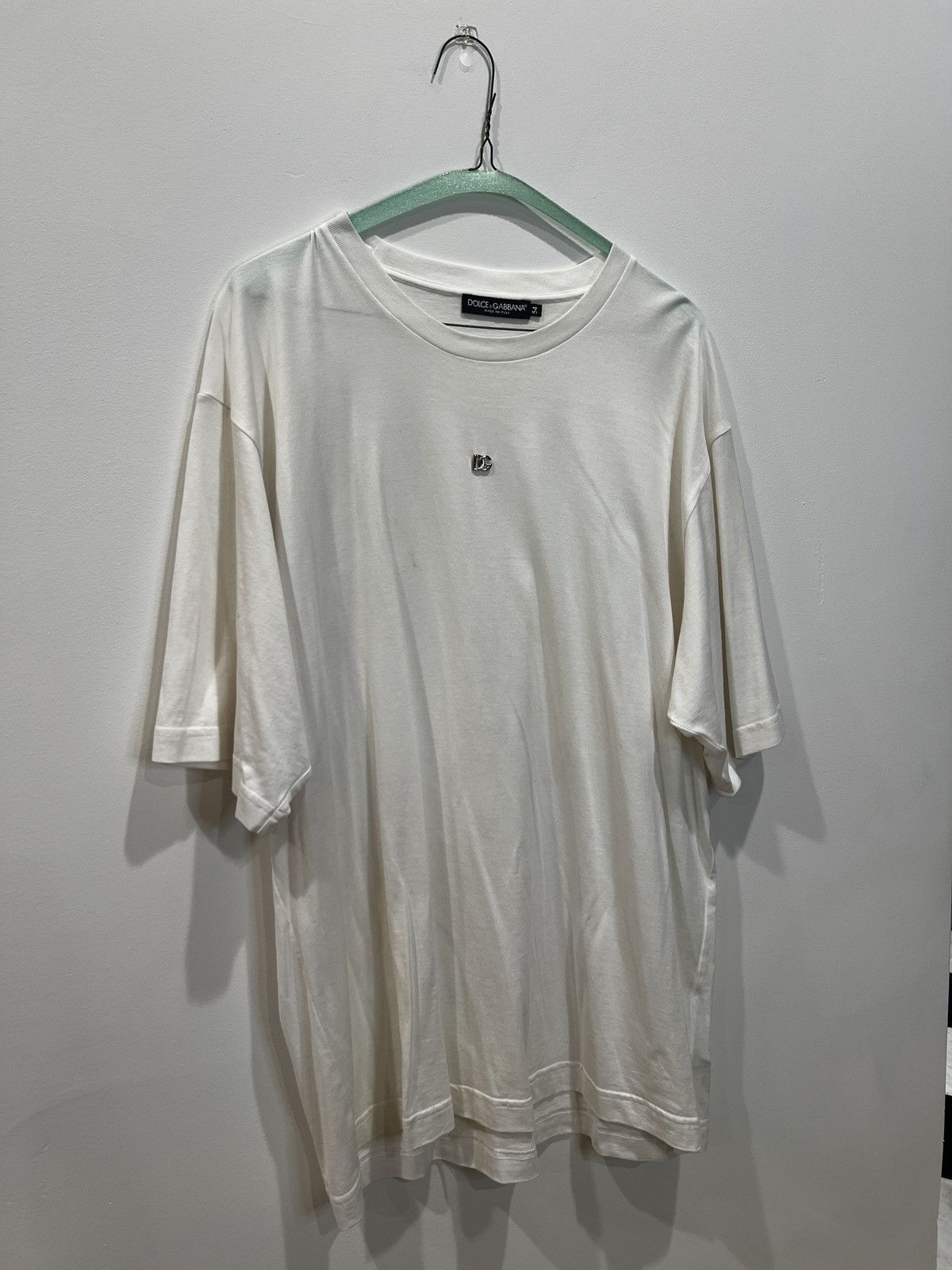 Dolce & Gabbana Dolce & Gabbana White DG Logo Metal-Badge Tee Made in Italy Size US L / EU 52-54 / 3 - 5 Thumbnail
